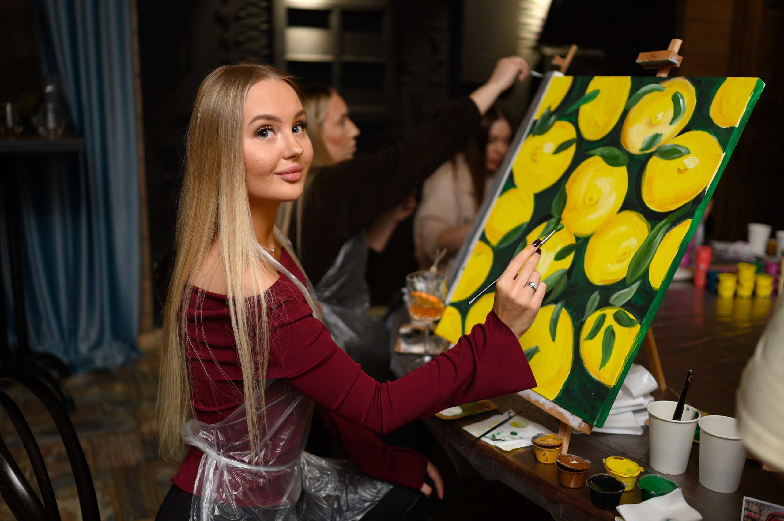 Репортаж с художественного мастер-класса в ресторане Казани