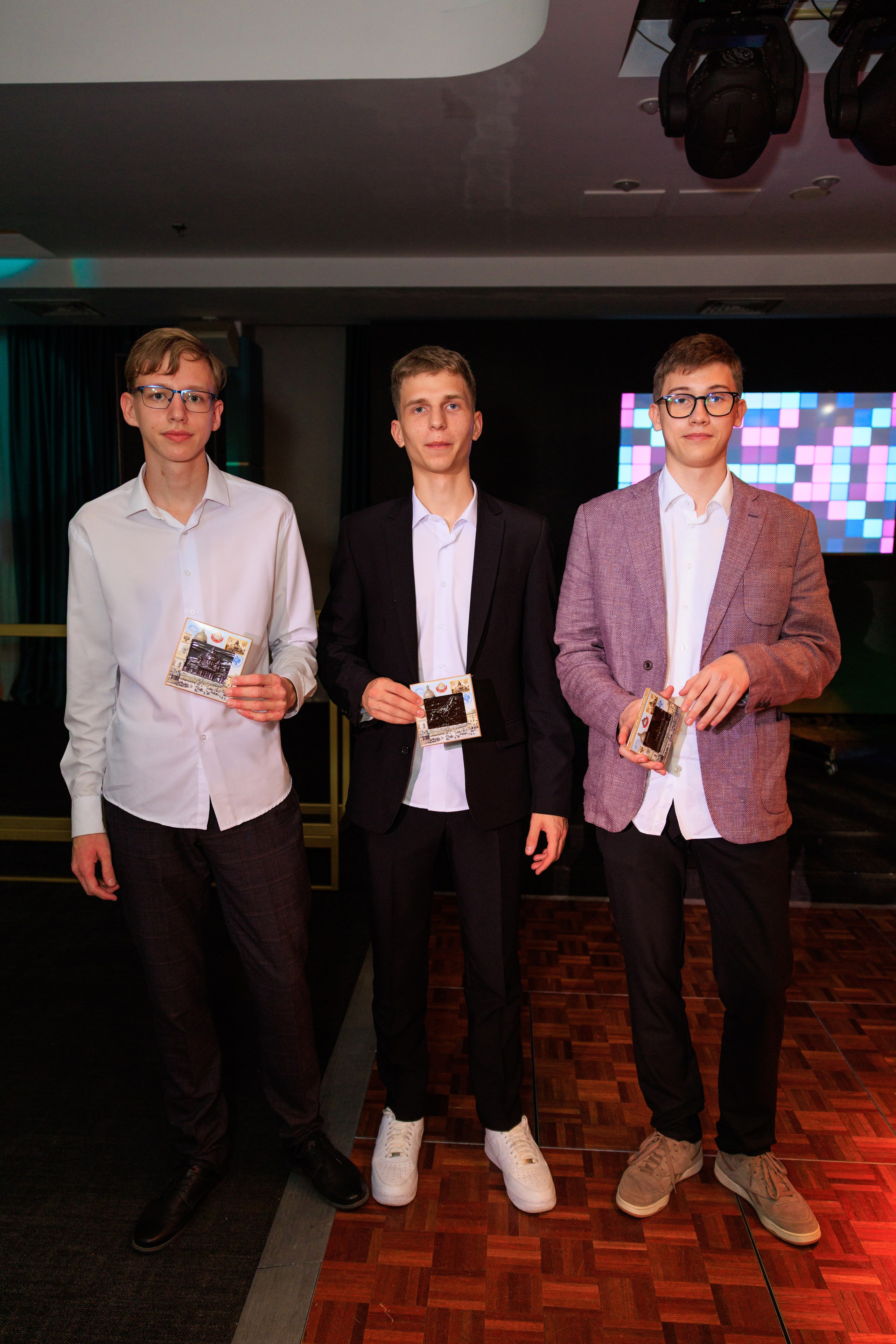 Выпускной лицея 244. Фотограф Александр Заломаев