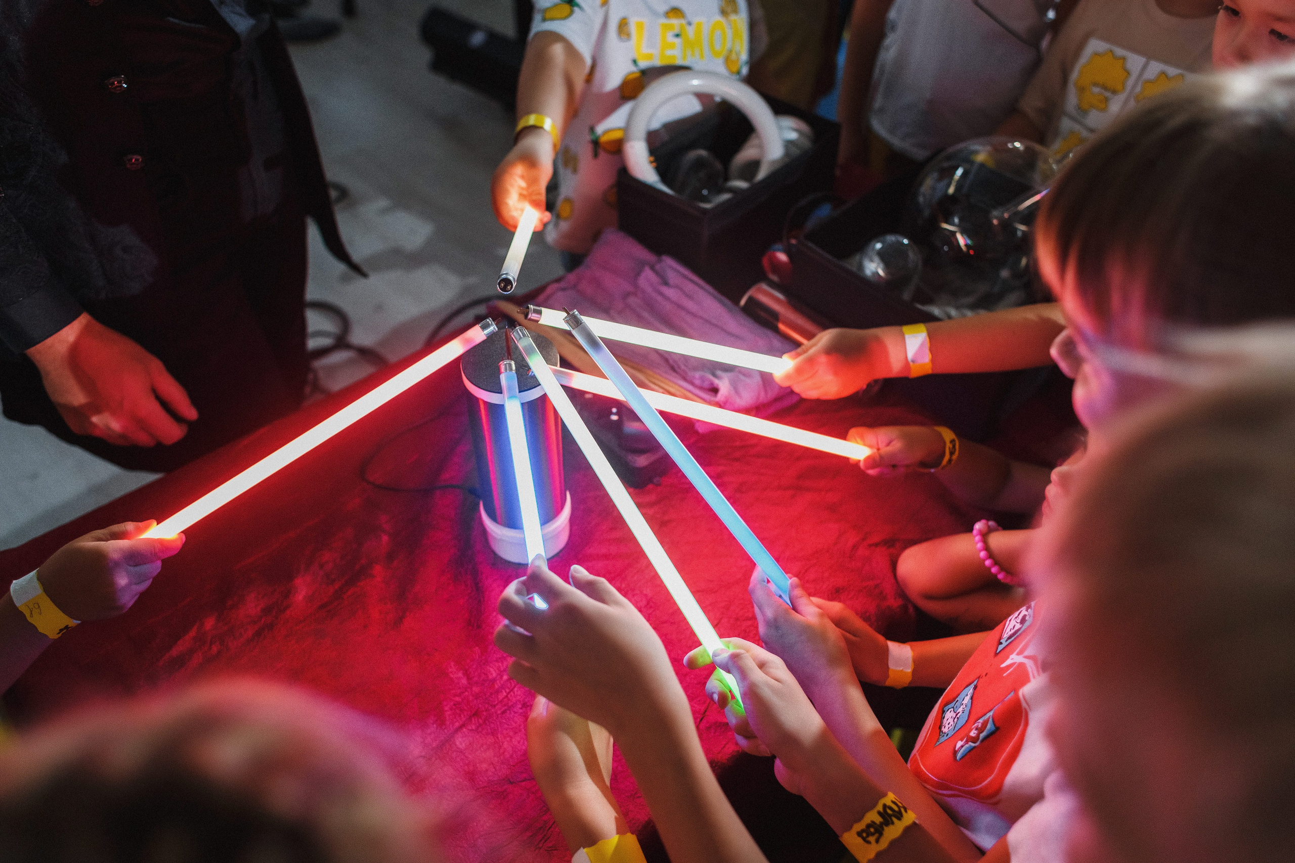 Волшебные моменты: детский праздник в игровой Клумба, Таганрог. Свадебный и семейный фотограф в Таганроге Бакарюк Антон