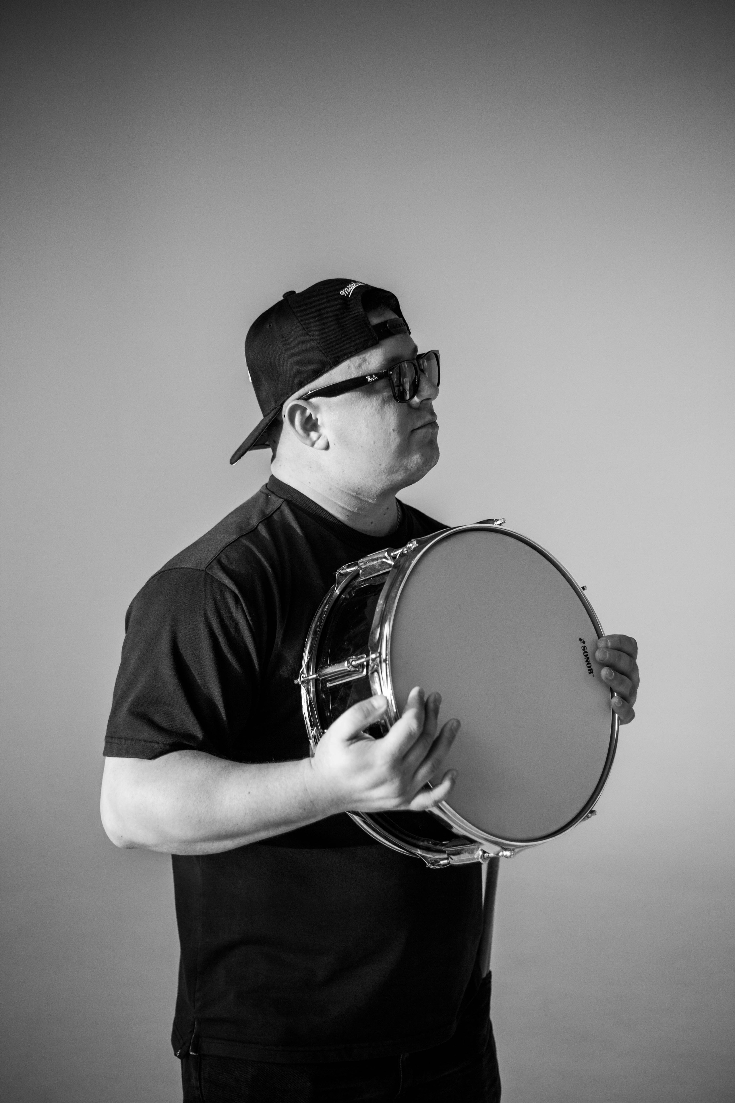 Студия. Уличный фотограф Города N