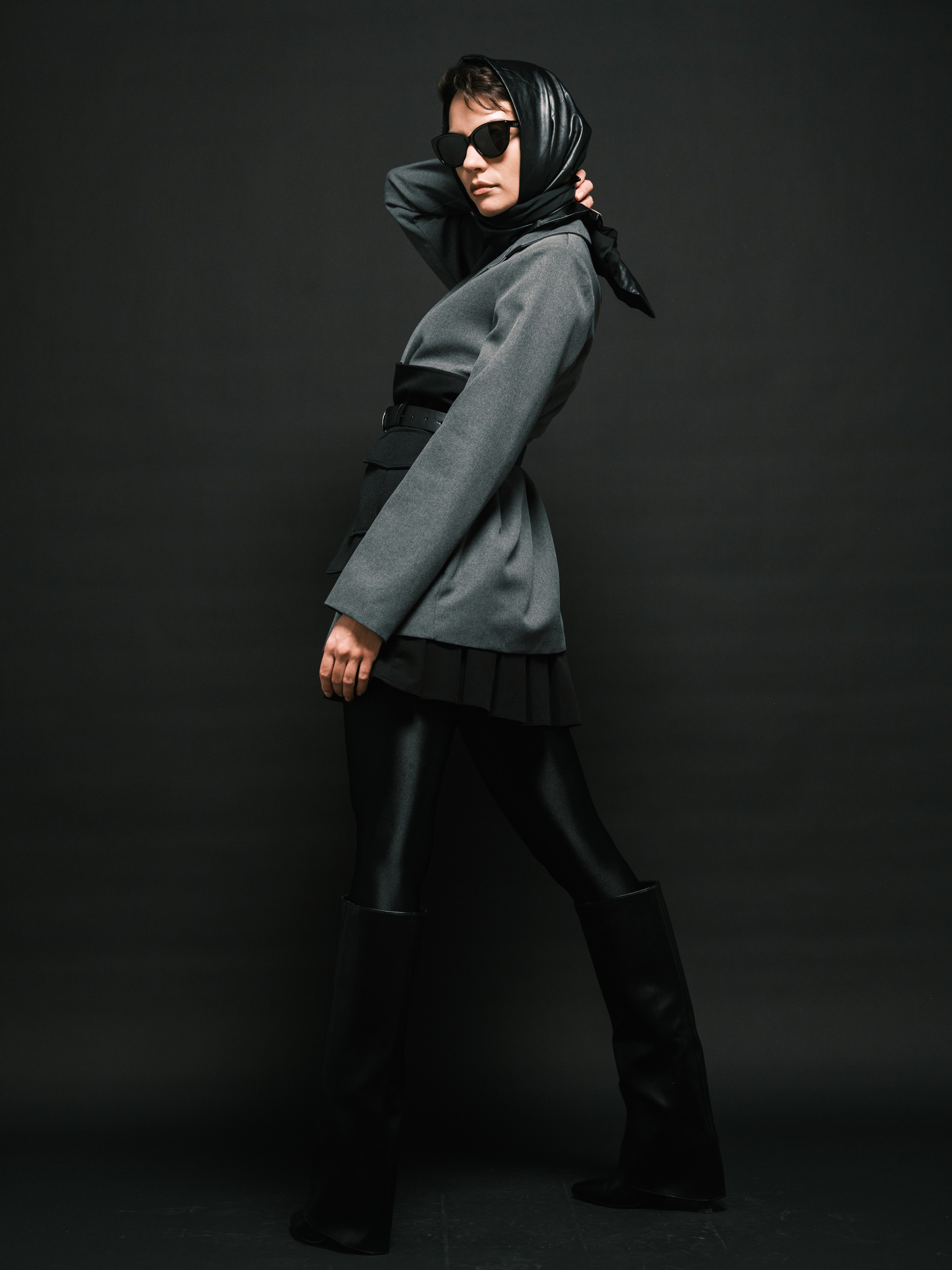 Женская студийная фотосессия