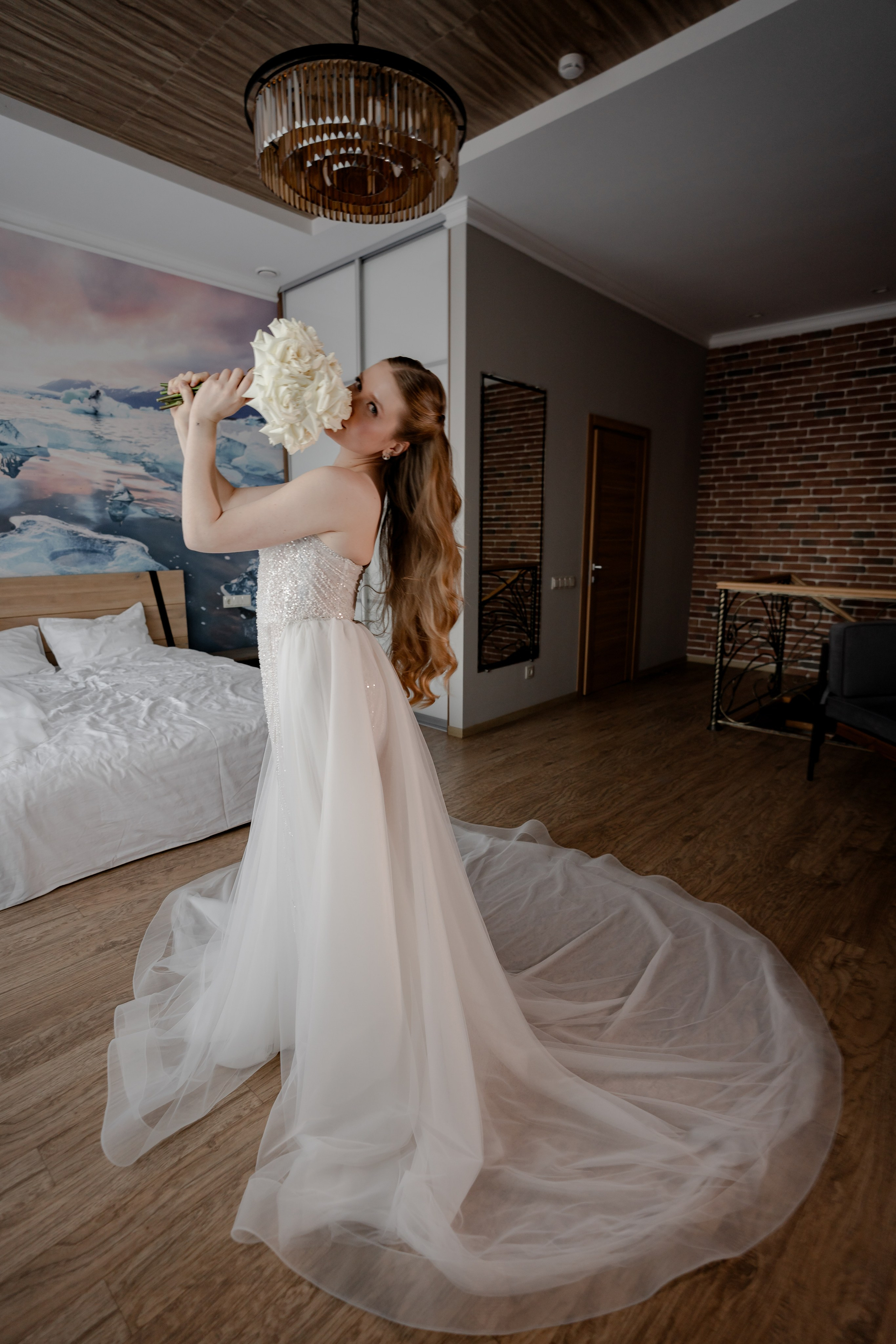 СВАДЕБНАЯ СЬЕМКА СБОРОВ В ОТЕЛЕ И ВЫЕЗД НА ЦЕРЕМОНИЮ (СНЯТО В СИБИРЕ В НИЖНЕВАРТОВСКЕ)М. Профессиональный фотограф, Санкт-Петербург — Виктория Богомолова