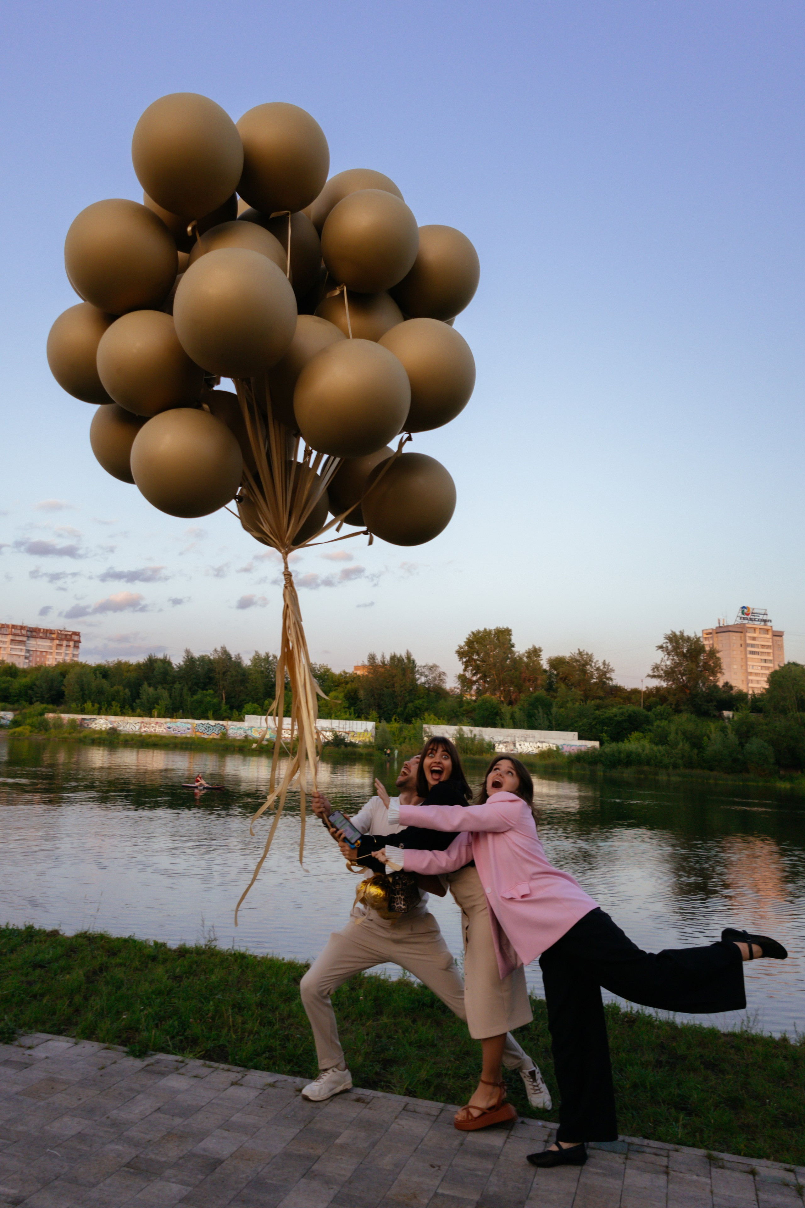 БИЗНЕС-ПИКНИК 2025. Фотограф Красноярск съемки лавстори, фотосессия в студии, портретная съемка, творческие фотосессии