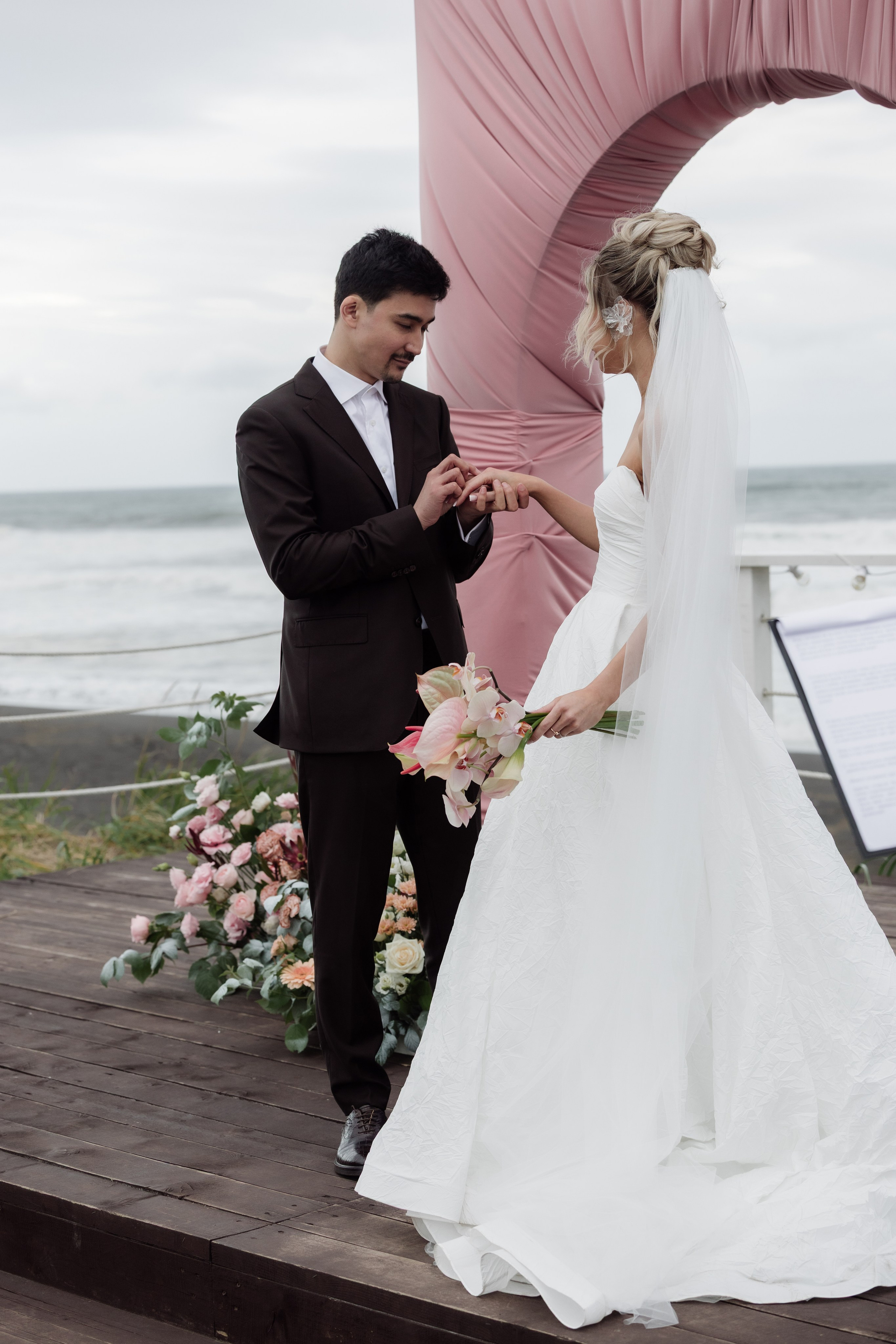 Владислав и Екатерина. Свадебный фотограф в Петропавловске-Камчатском Артур Зябов