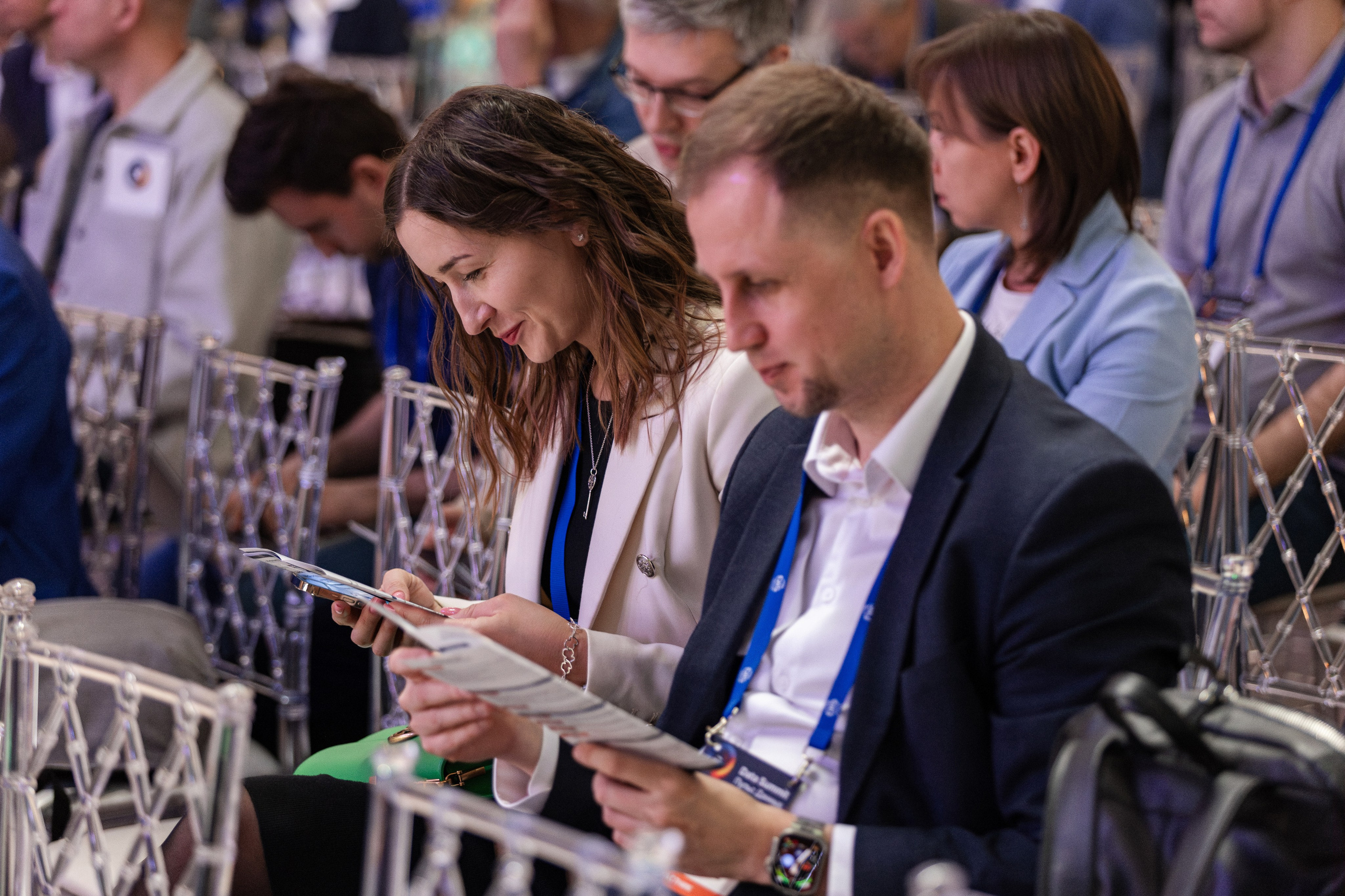 Data Summit 2025 (1). Свадебный репортажный фотограф в Москве