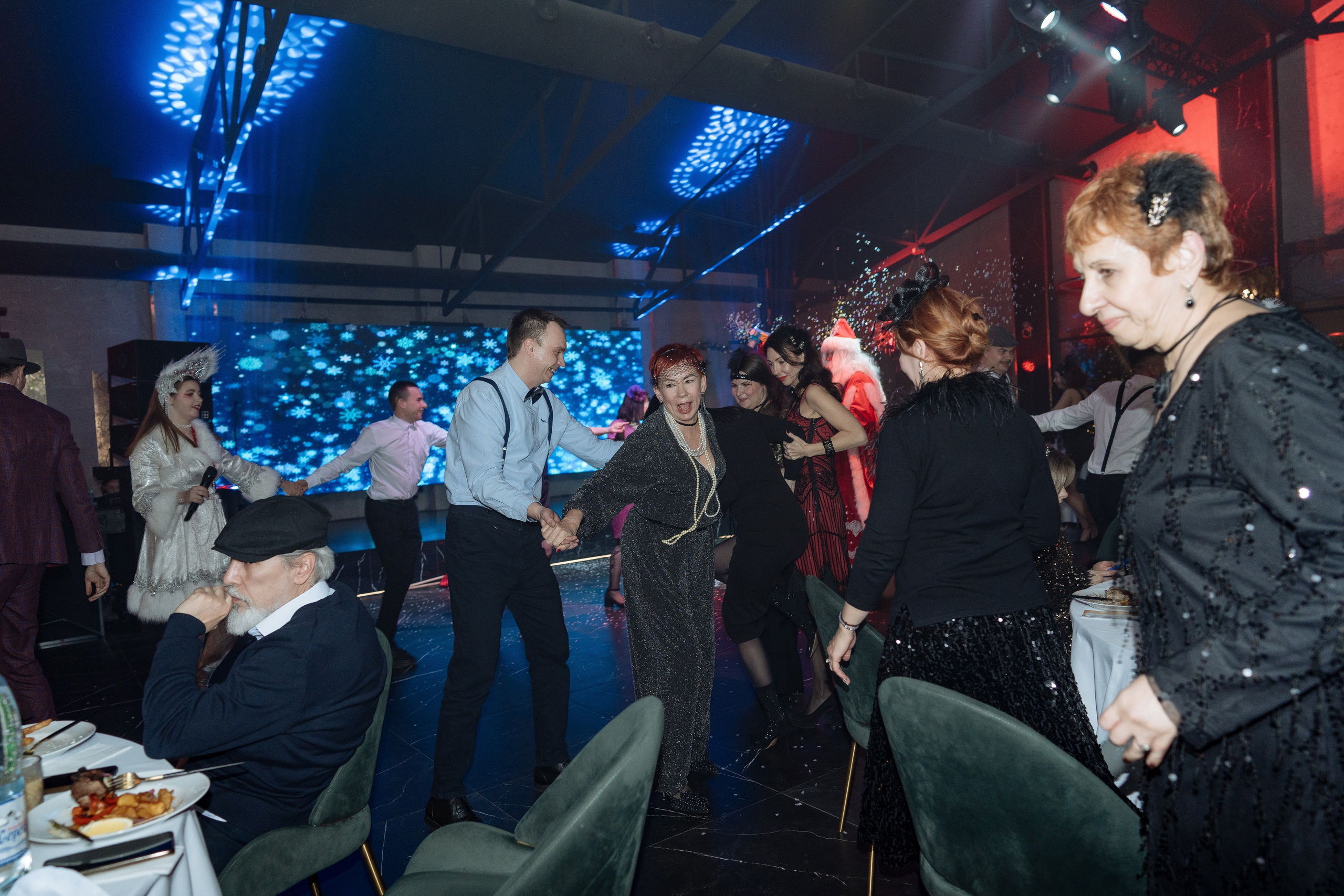 Альбион Тур