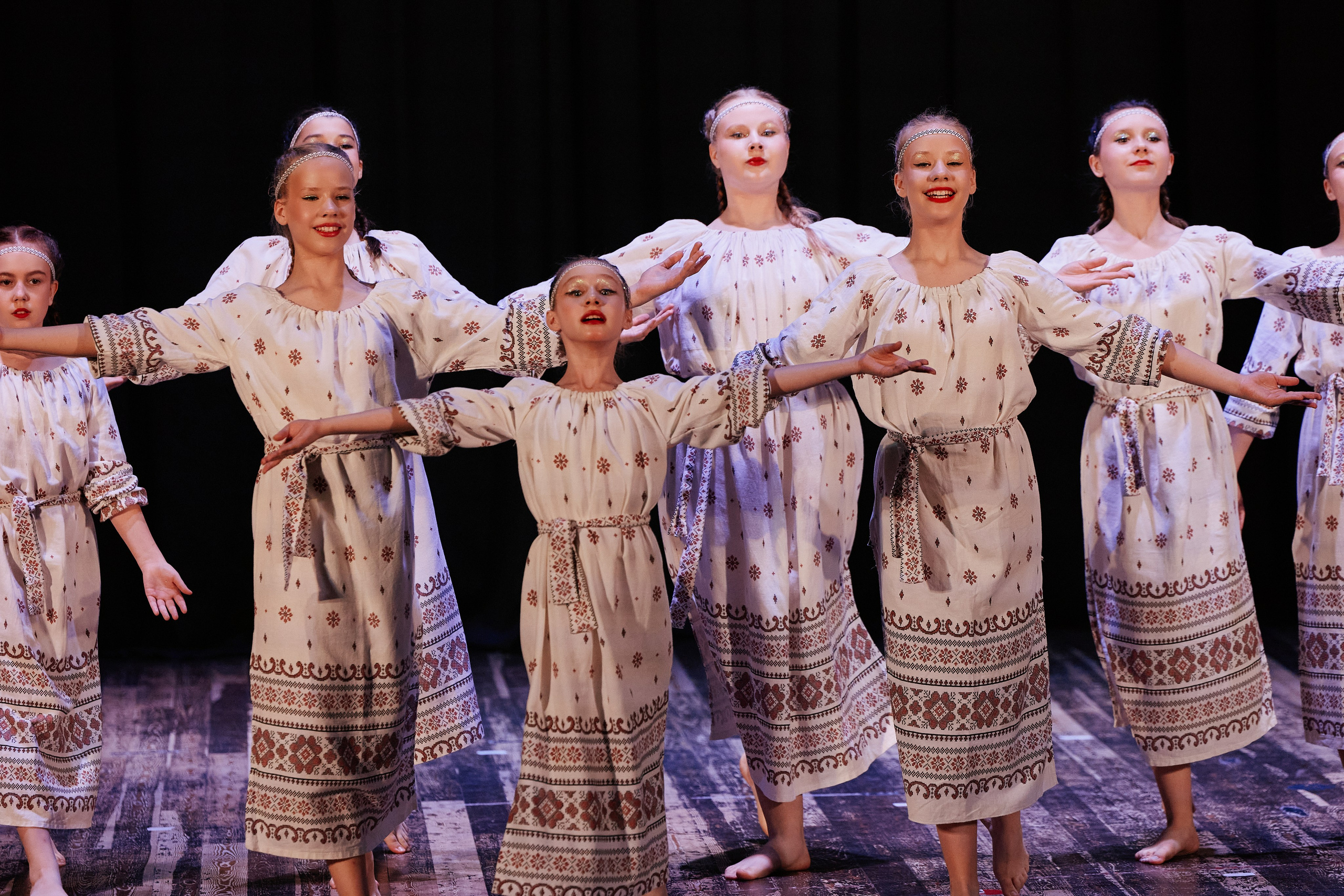 Концерт танцевальной студии Фиеста 08.06. Свадебный репортажный фотограф краснодар максим дремов дрёмов фотосессия студия цена