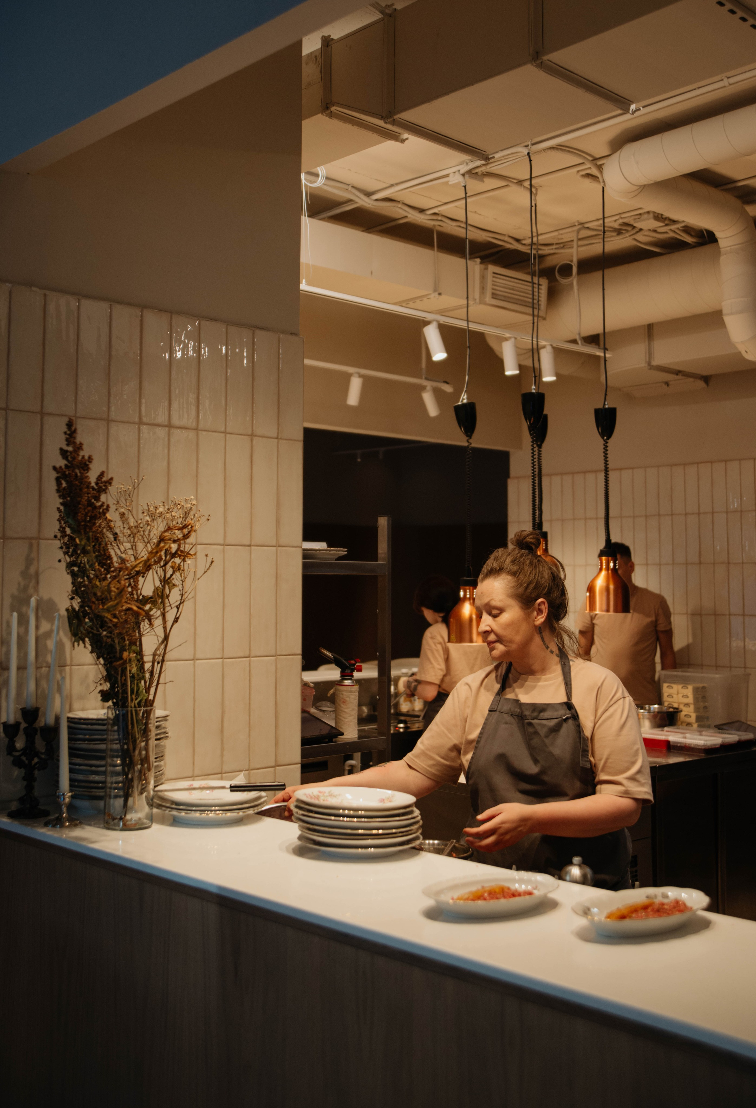 Контентная фотосессия для ресторана La Volte. Ксения Glossa. Портретный и репортажный фотограф в Самаре