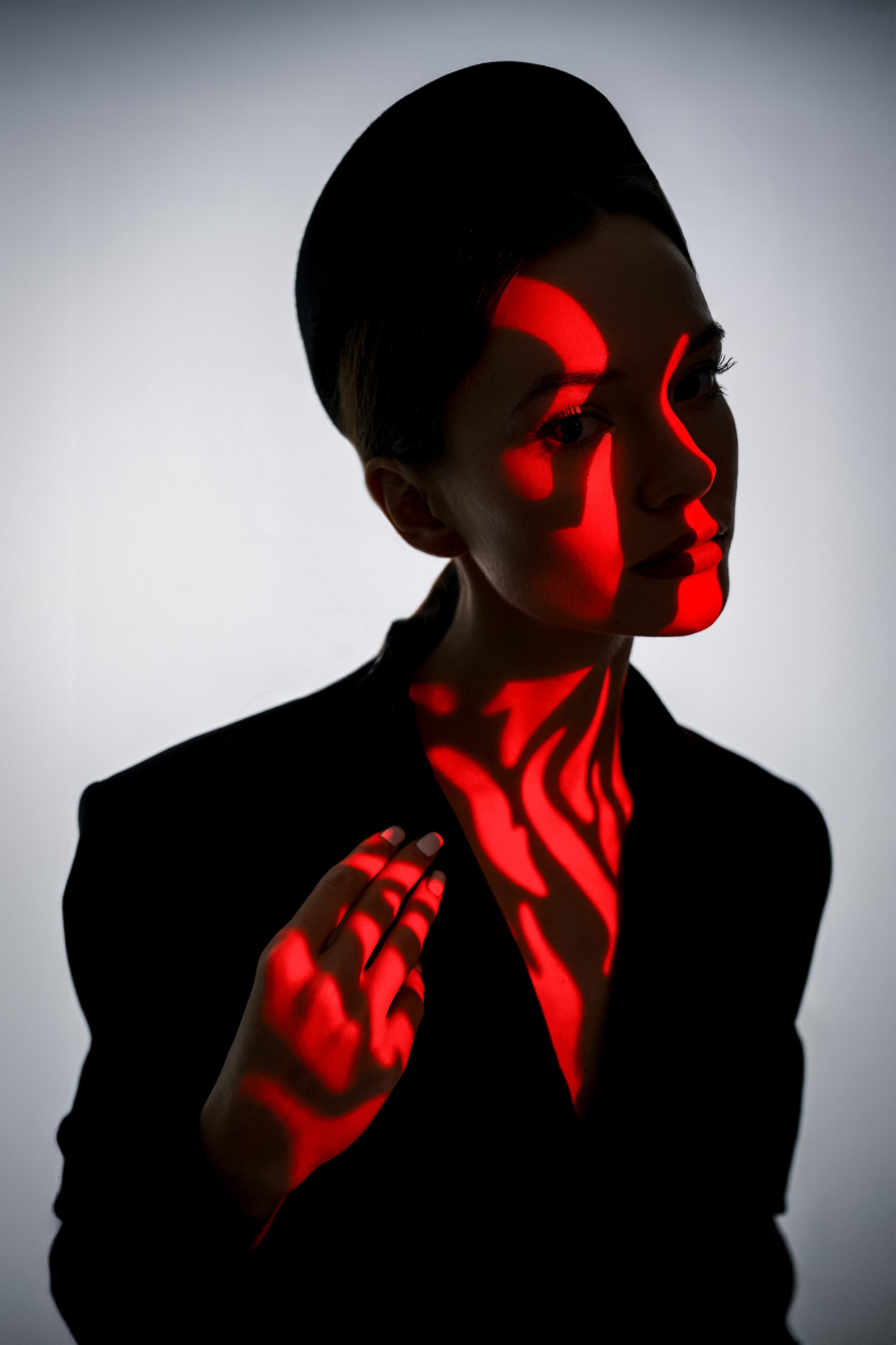 Съемка портрета с масками Гобо. Портретный фотограф в Санкт-Петербурге Дария Сыч