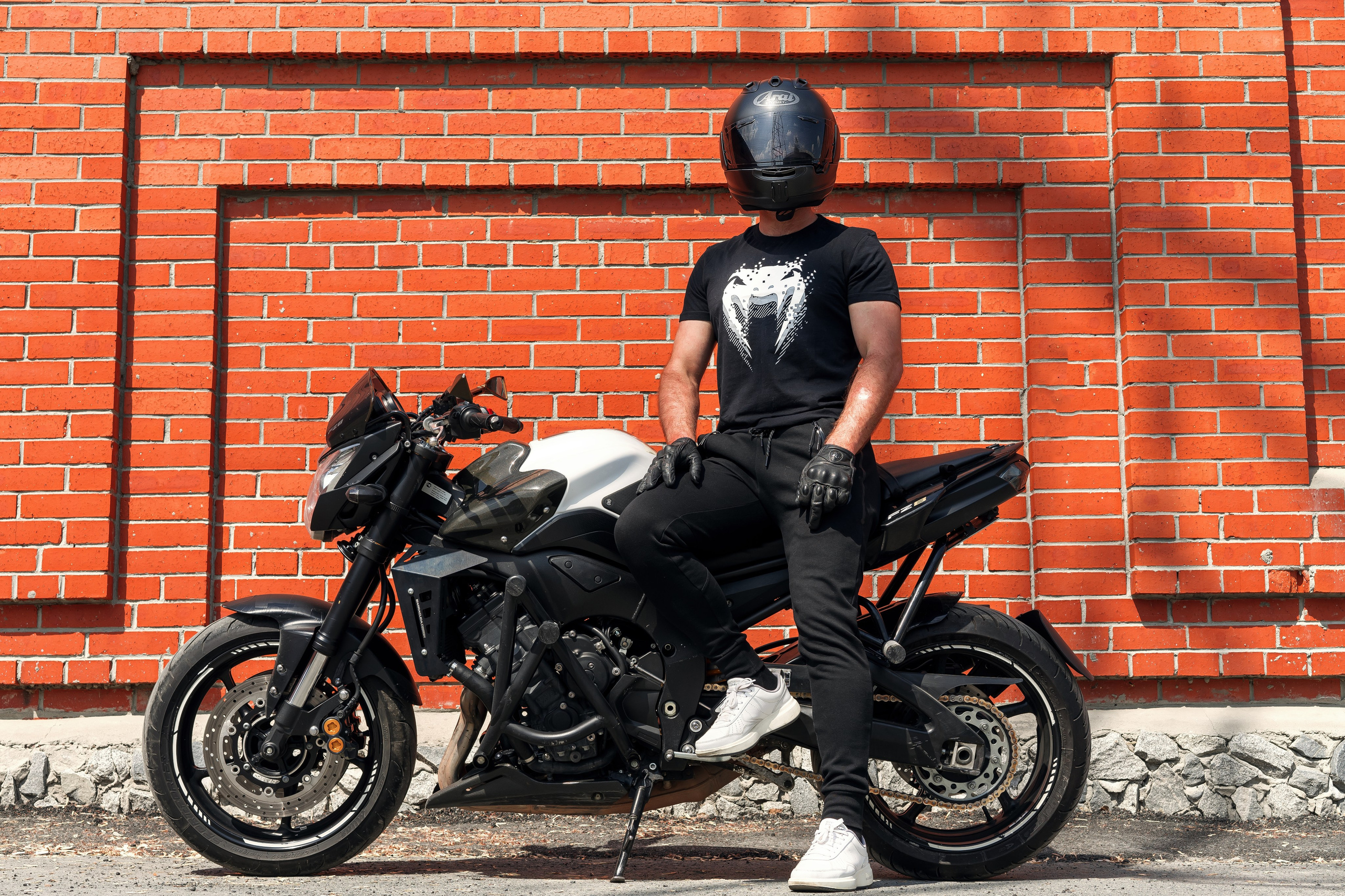 Мужская фотосессия на мотоцикле. Фотограф Екатеринбург Кокшарова Александра