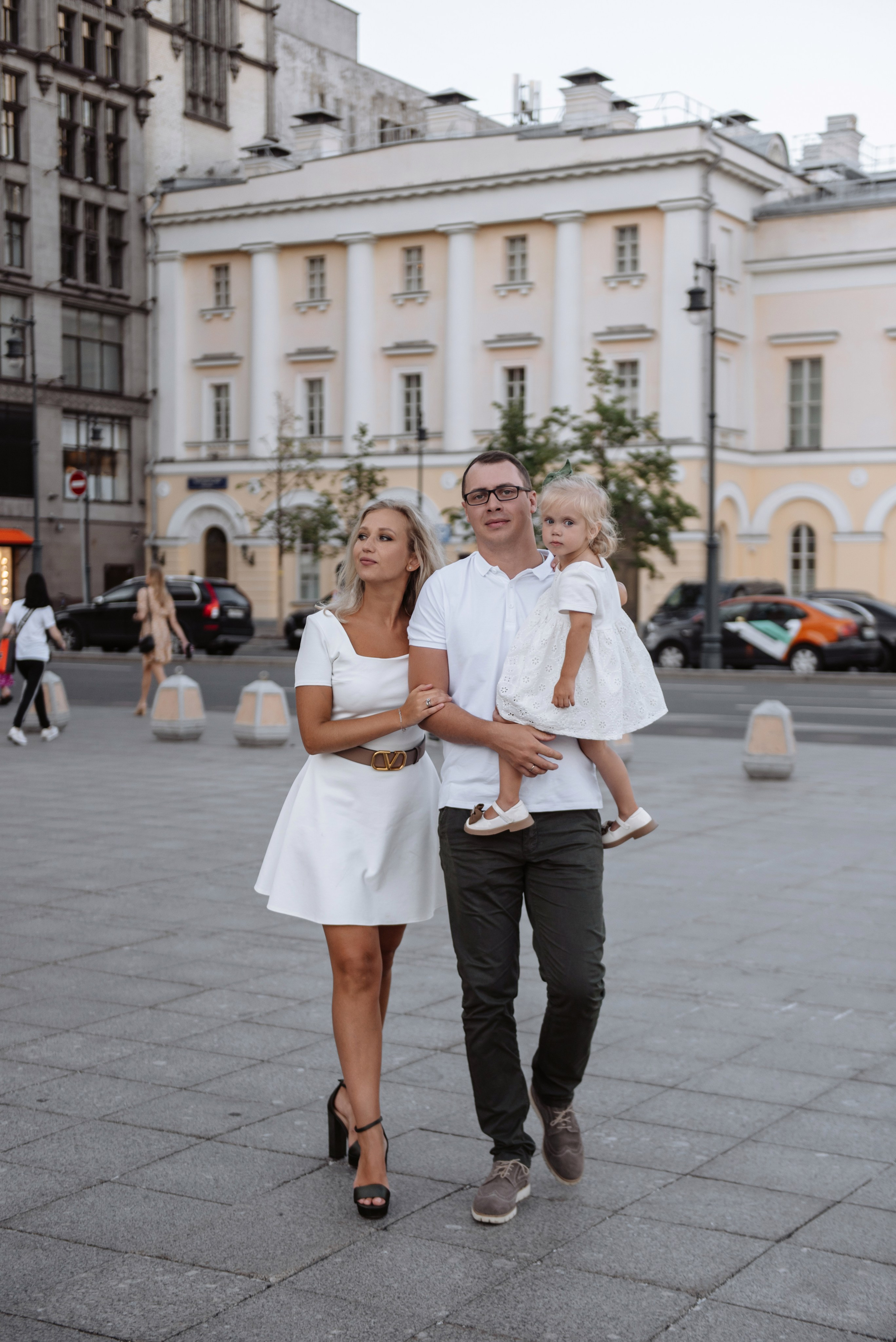 Миллионы глаз смотрят на нас.спустя 5 лет). Свадебный фотограф и визажист в Москве Кристина Палько