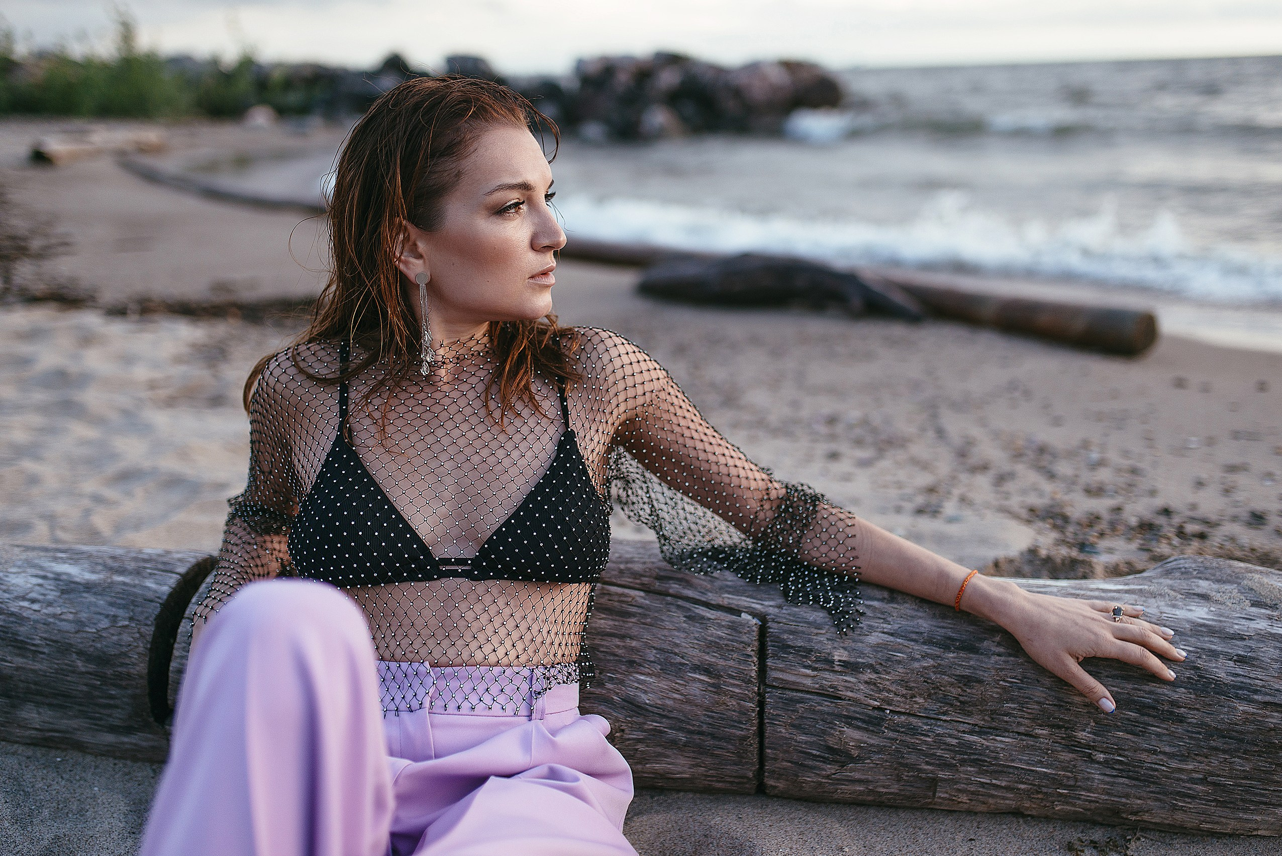 Фотосессия на море в платье. Портретный фотограф Дарья Едапина Новосибирск. Фотограф Дарья Едапина Новосибирск