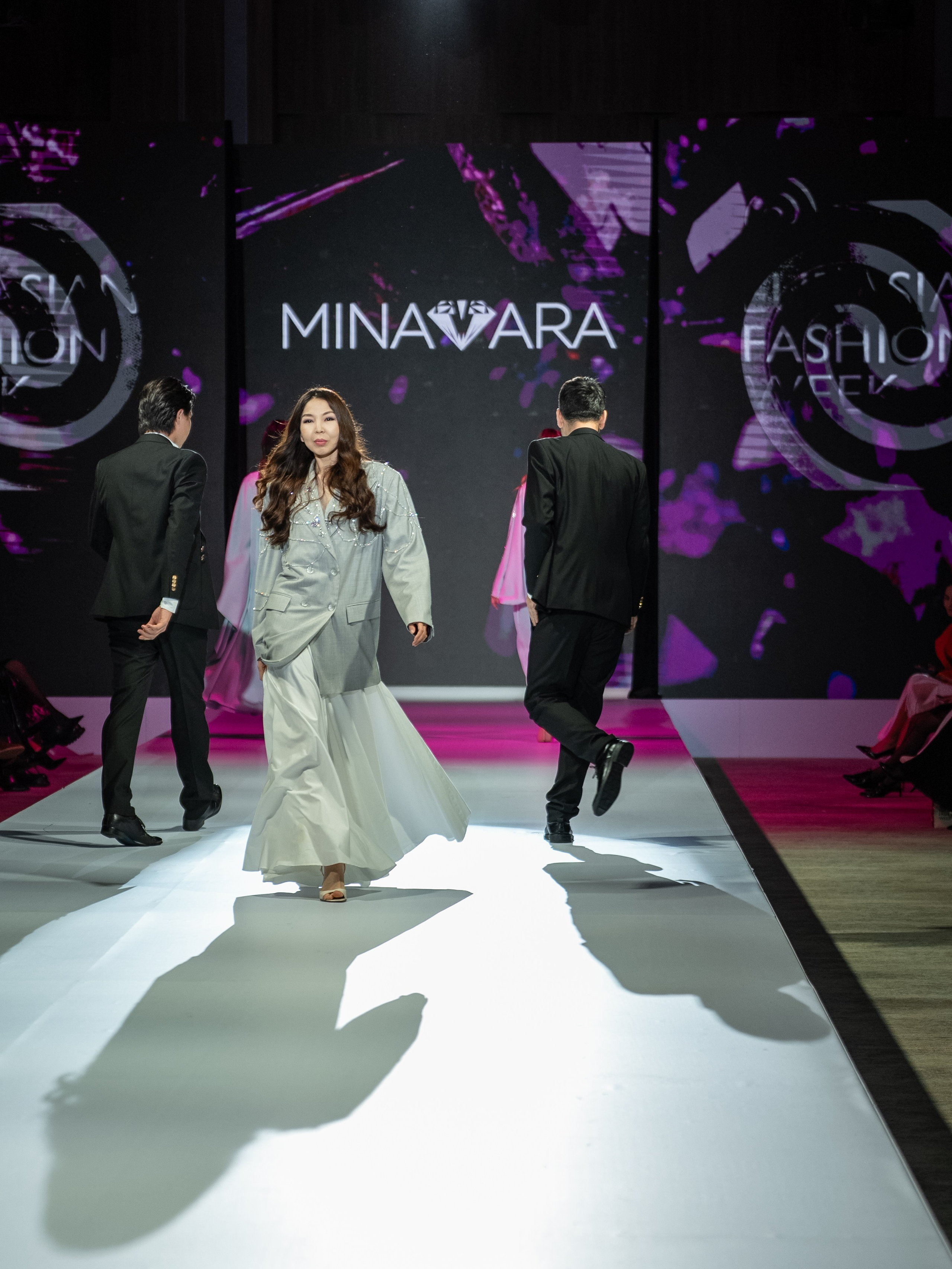Eurasia Fashion Week Minavara. Сайт Алматинского НЮ АРТ, будуар и фэшн фотографа Дениса Карпенко