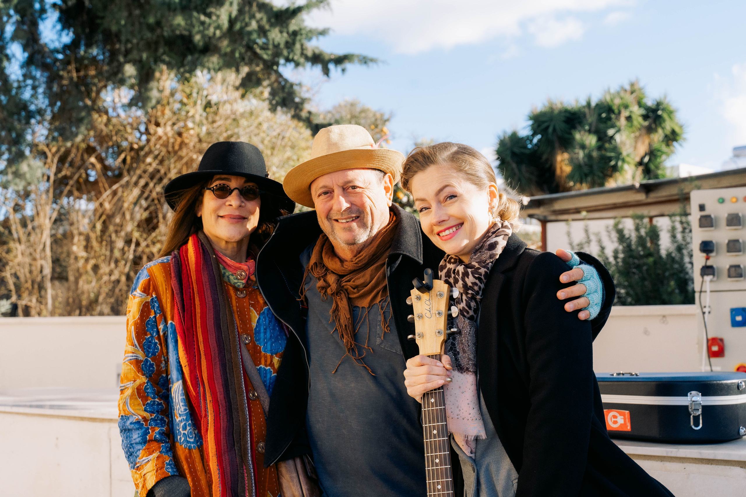 Новогодняя ярмарка от БФ «Радуга на Кипре». Свадебный и семейный фотограф Ирина Чернова