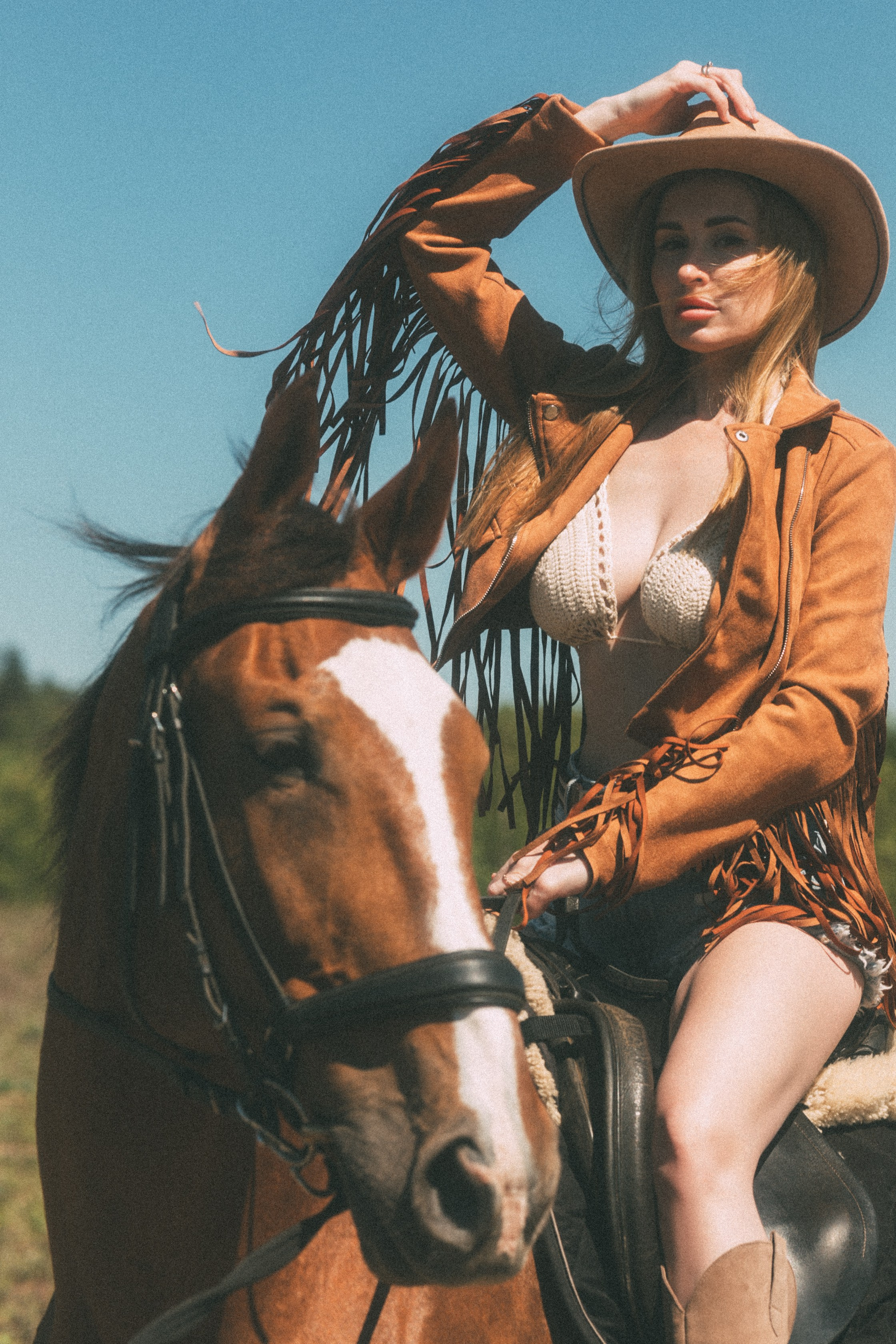 Улица & природа. Модель Москва каталожная и творческая съемка Anna Antlers