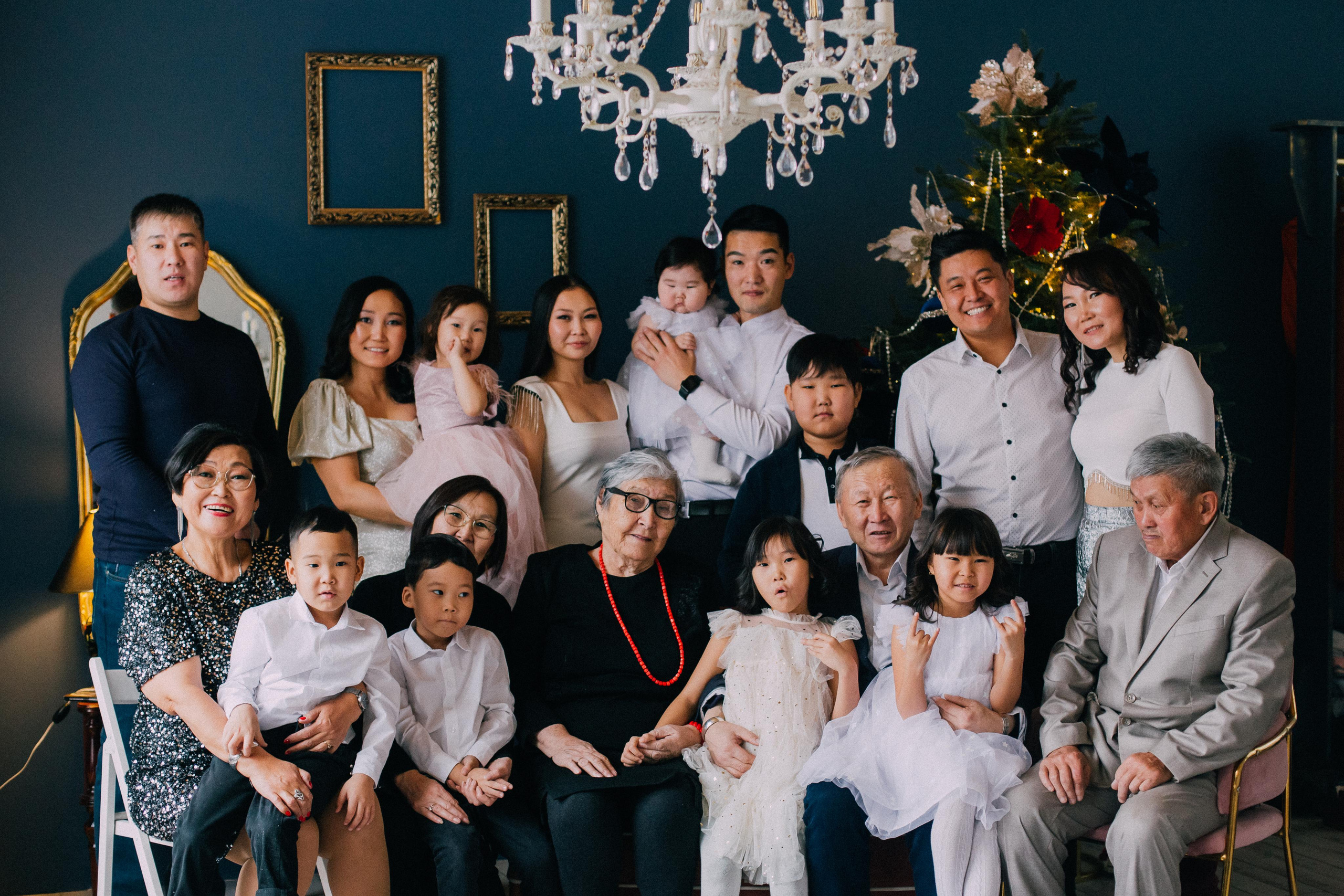 Новогодние съемки в фотостудии. Семейный и детский фотограф в г. Улан-Удэ