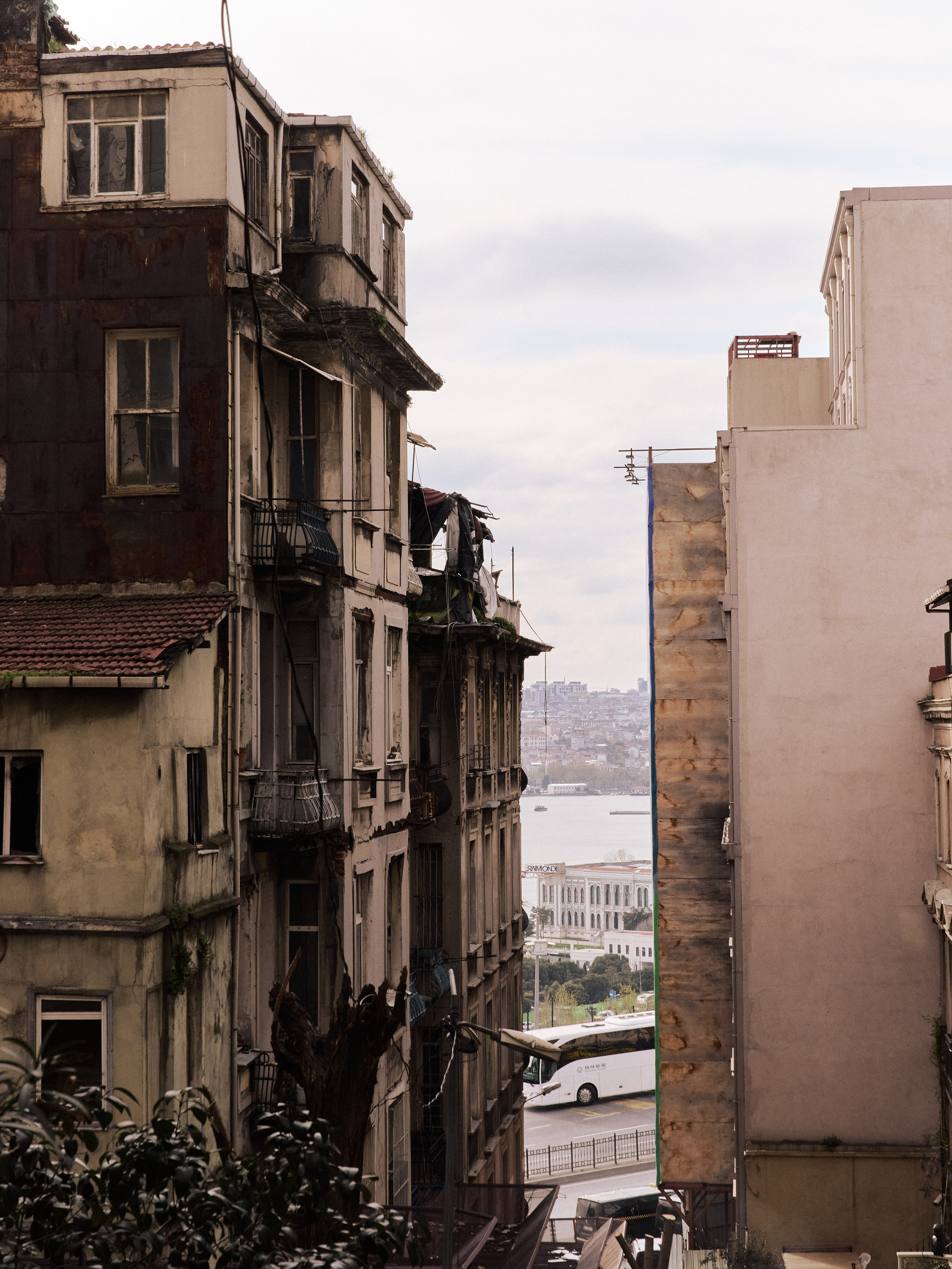 Другое 2. Jorgis Talè — photographer, kind person, teacher of arts and other mag