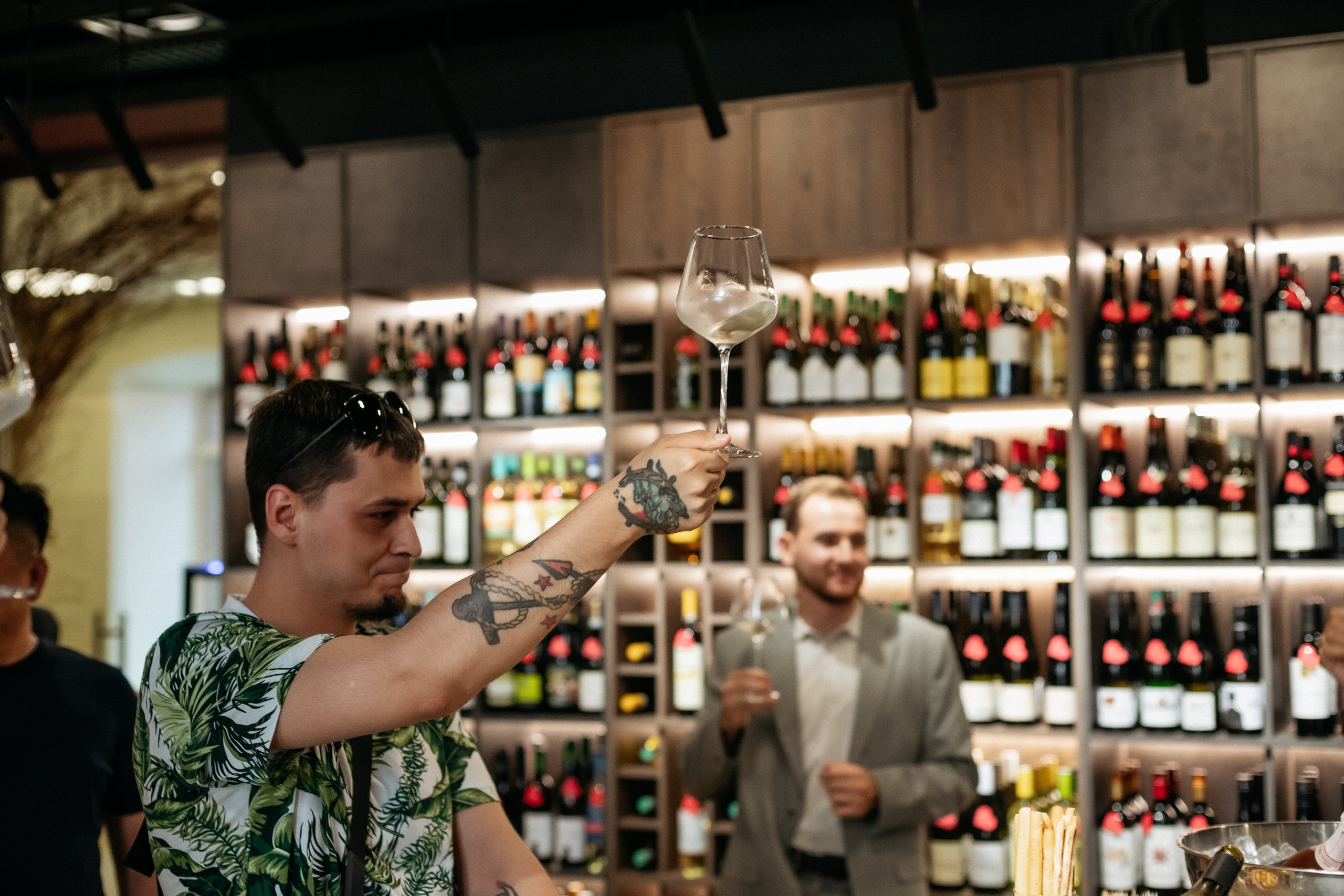 BY SIMPLE ВИНОТЕКА — ОТКРЫТИЕ. СВОИ. ФОТООТЧЕТЫ-СОБЫТИЯ-МЕСТА