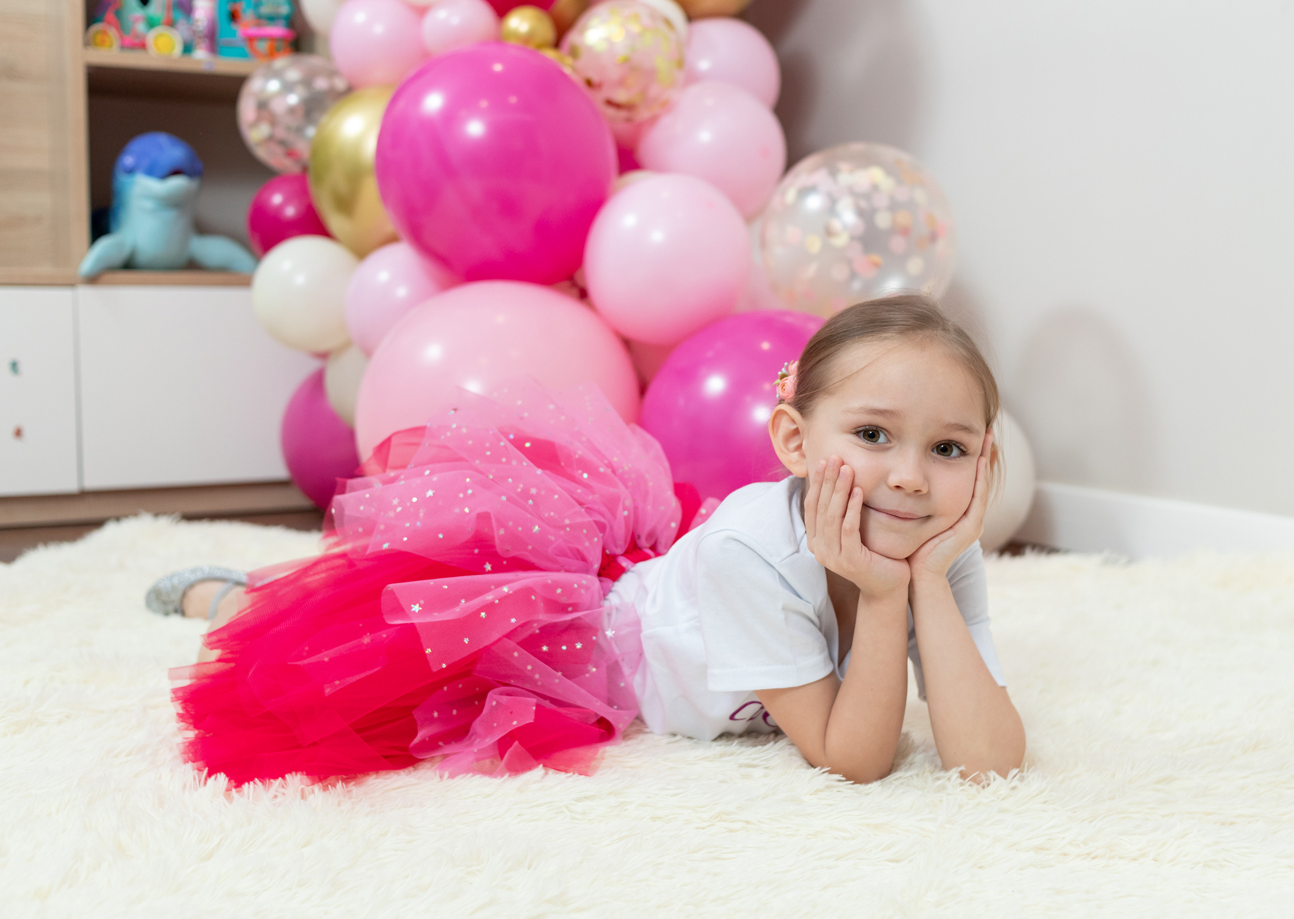 Крушение тортика дома. Выпускные альбомы Казань. Семейный и детский фотограф Михаил Мигачев