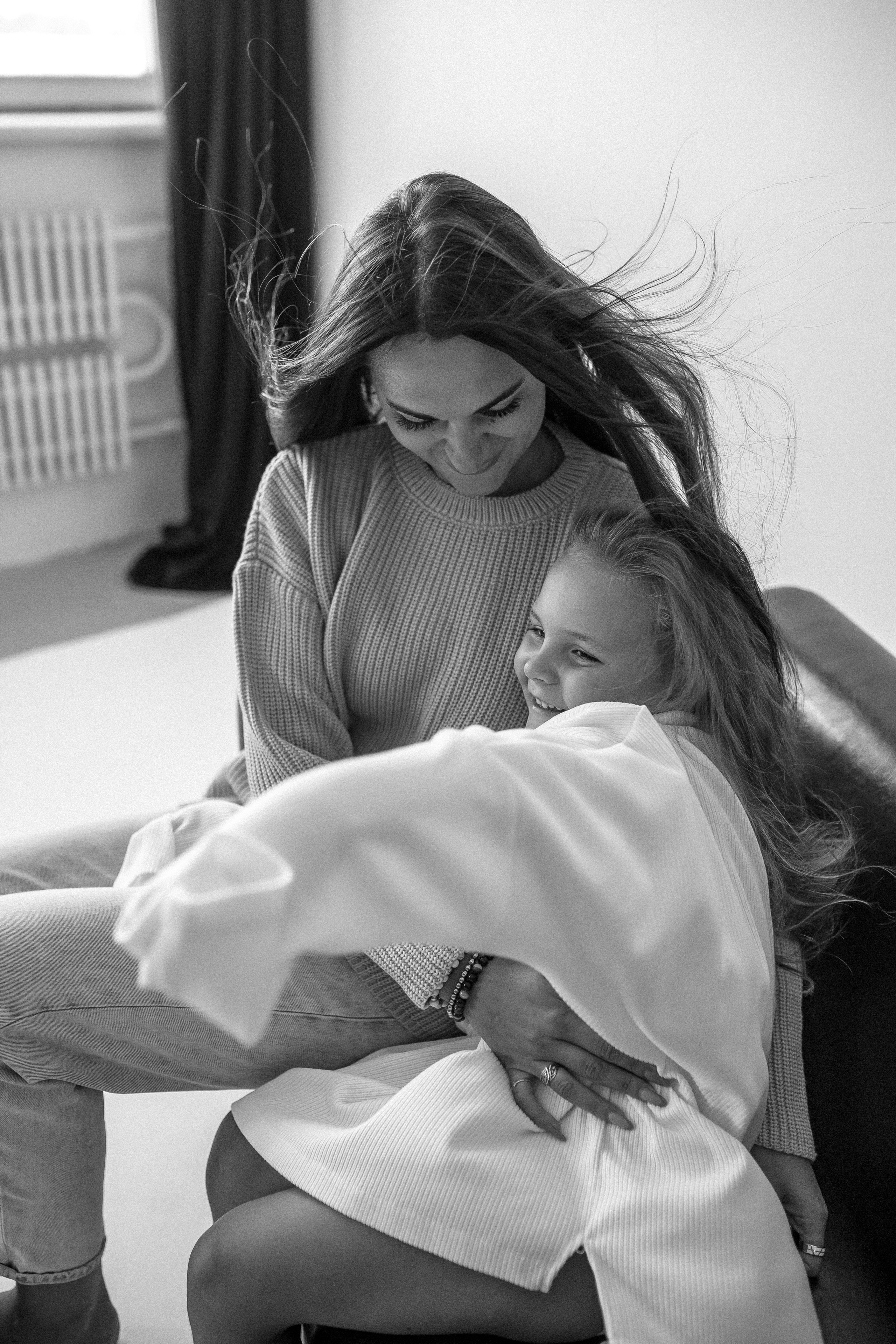 Есения и мама. Семейный фотограф Губкин/Старый Оскол