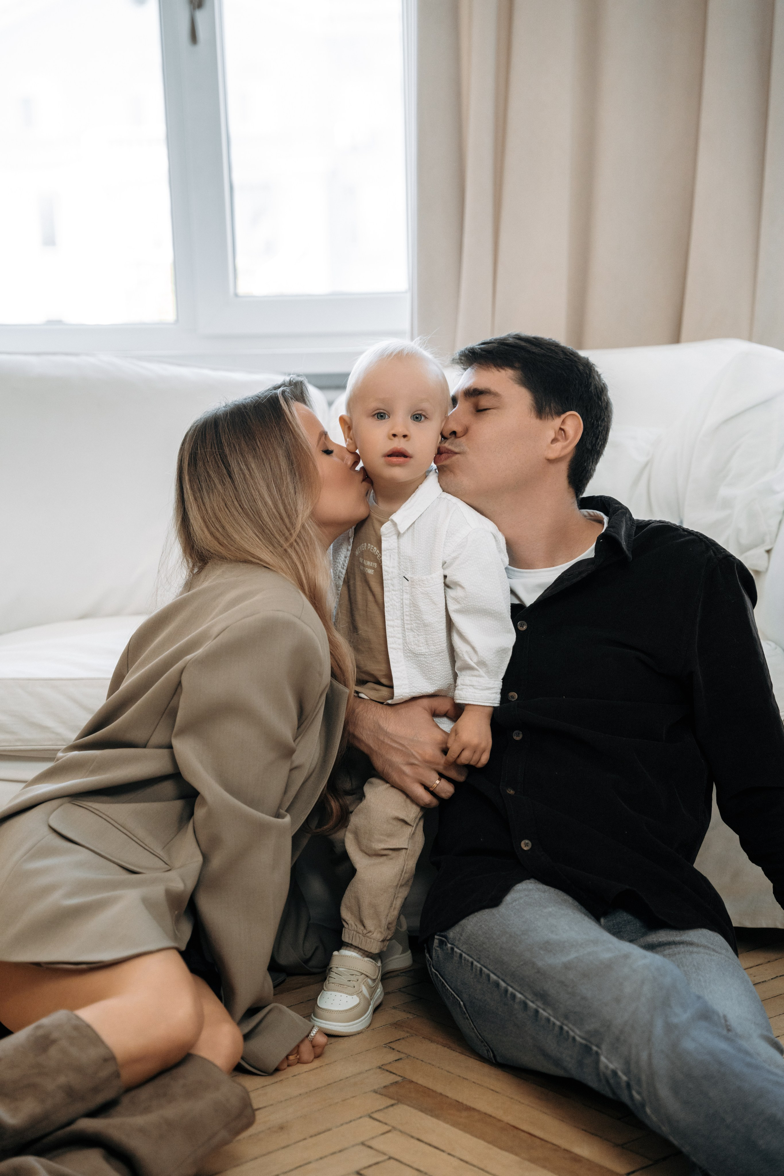 Семья в студии. Семейный и свадебный фотограф в Ульяновске Арина Авдеева