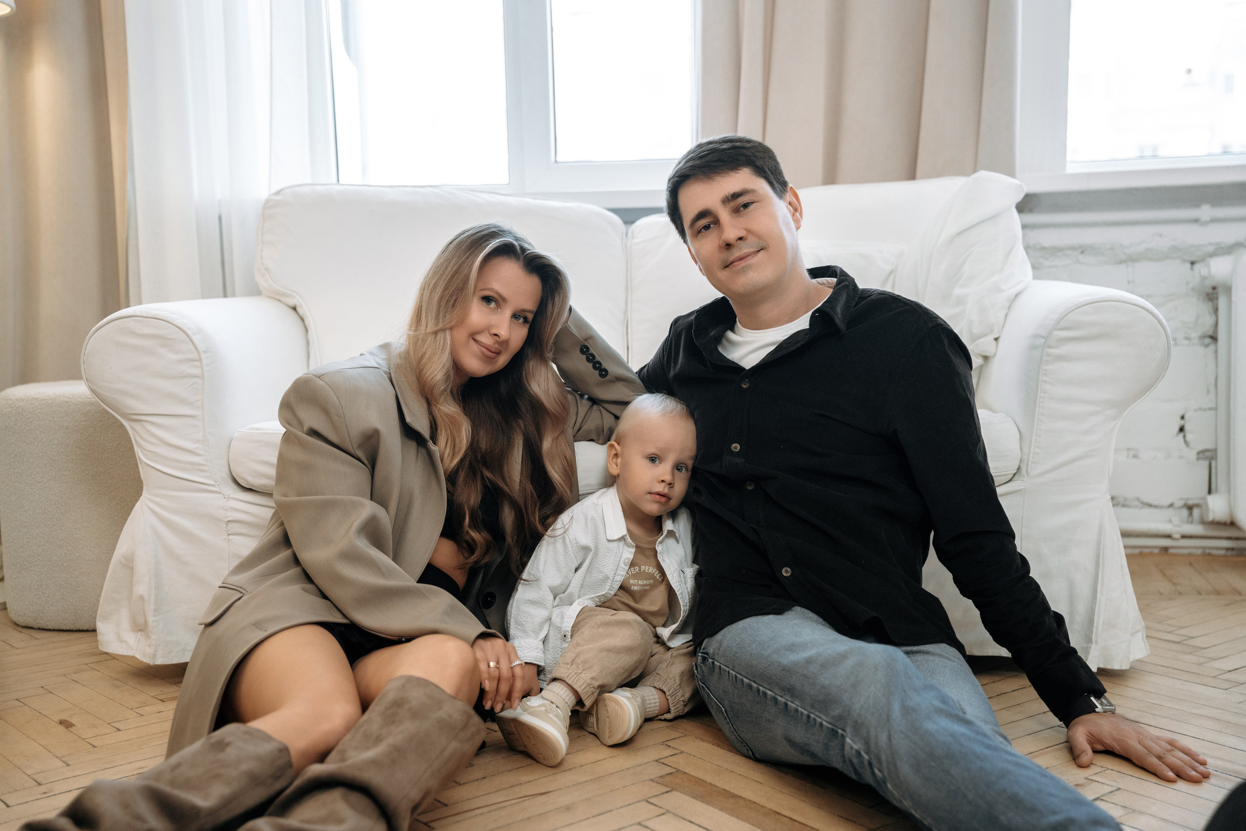 Семья в студии. Семейный и свадебный фотограф в Ульяновске Арина Авдеева