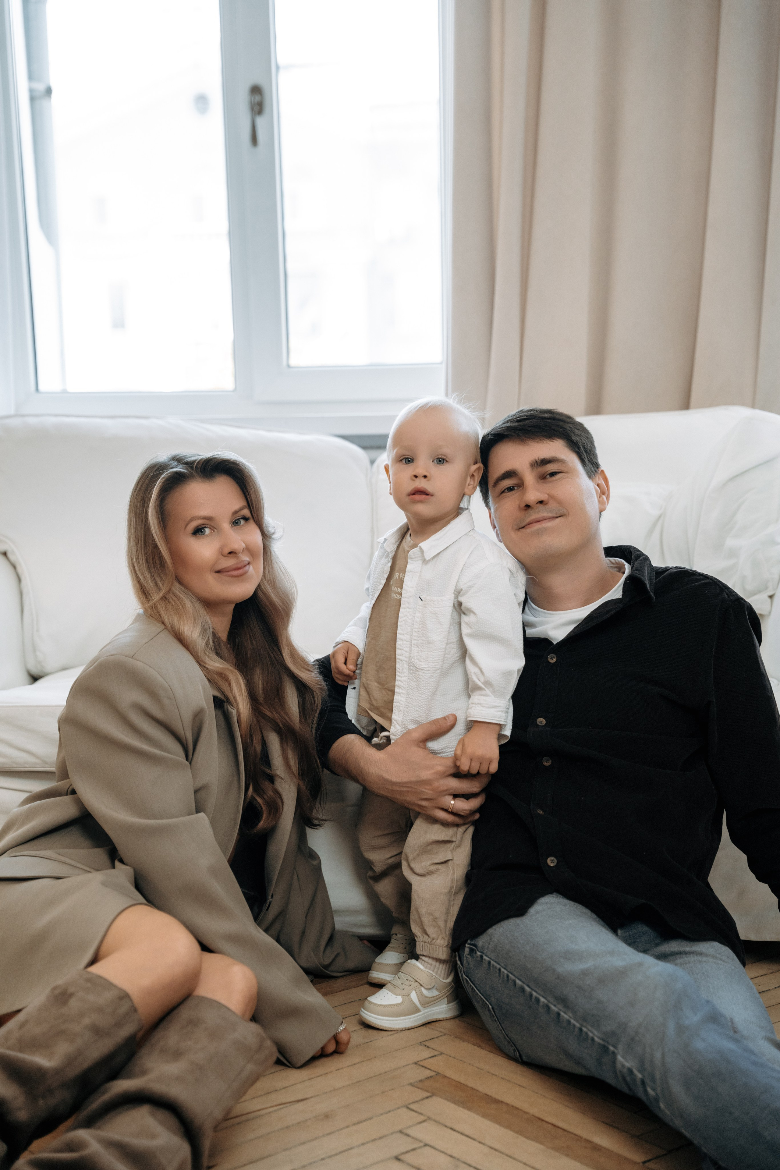 Семья в студии. Семейный и свадебный фотограф в Ульяновске Арина Авдеева