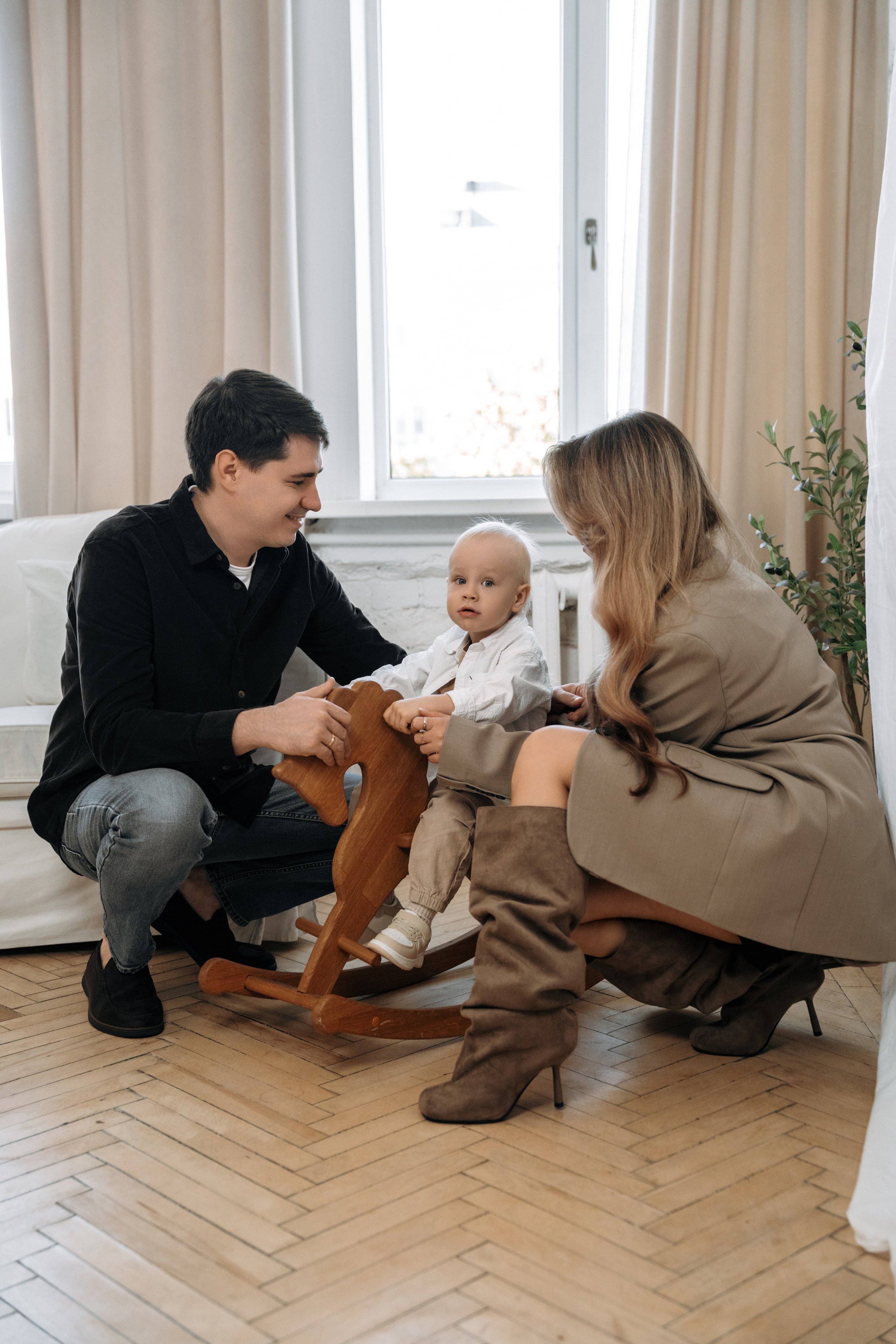 Семья в студии. Семейный и свадебный фотограф в Ульяновске Арина Авдеева