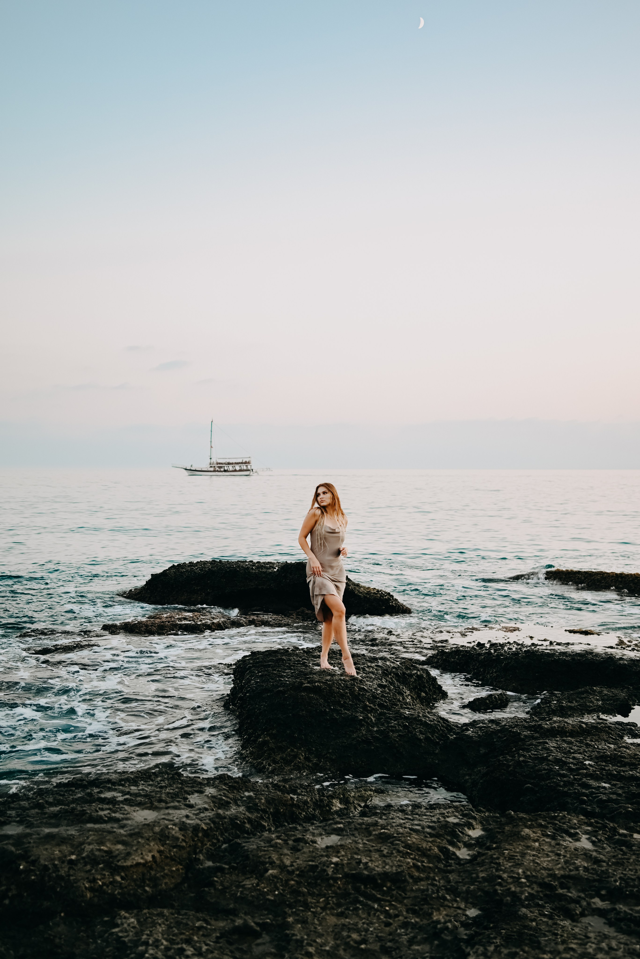 Портретная фотосессия на море. Портретный и свадебный фотограф в Тбилиси • xeniqo