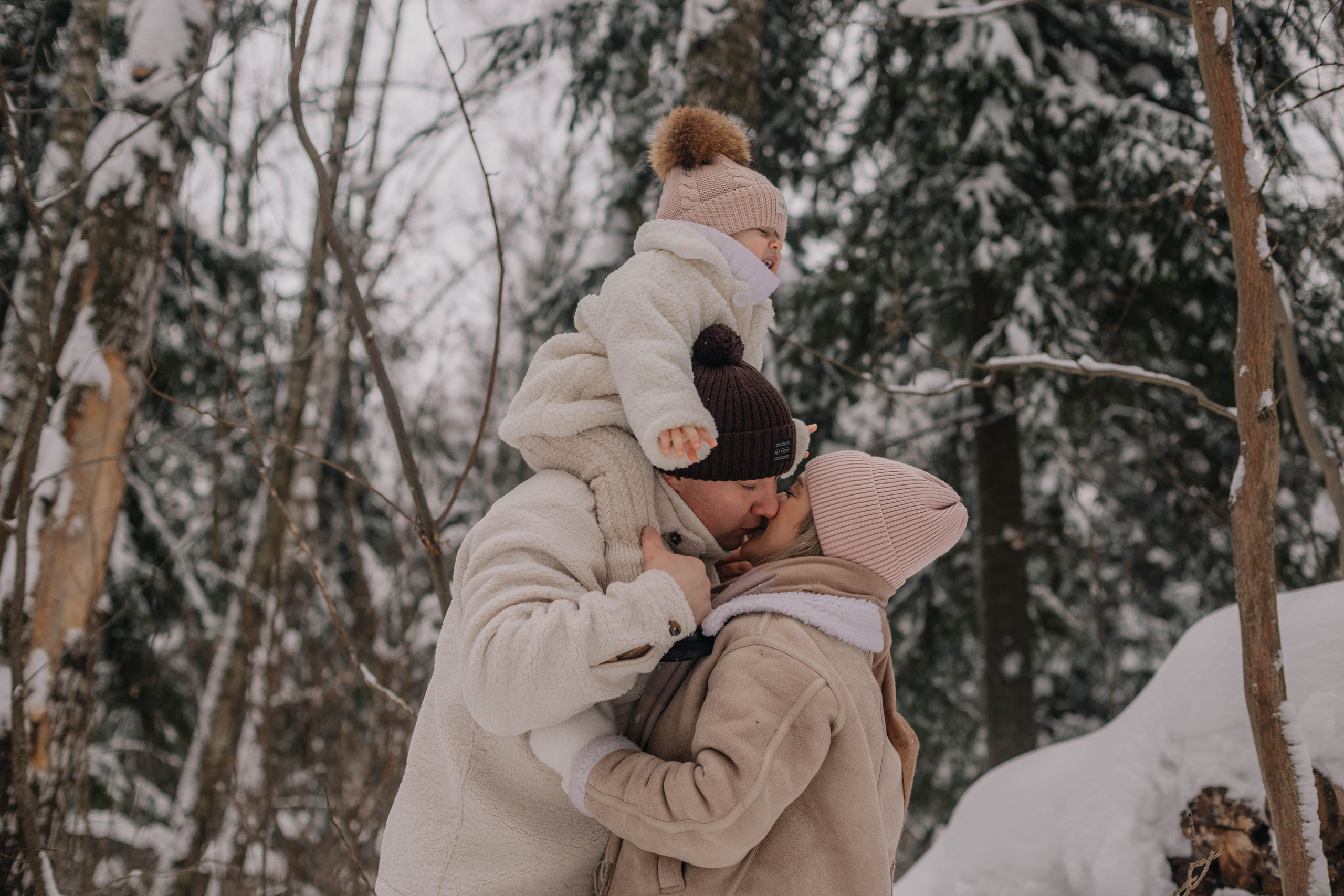 Лиля и семья Зимняя прогулка в лесу. Семейный и свадебный фотограф Видное Москва Екатерина Пятова