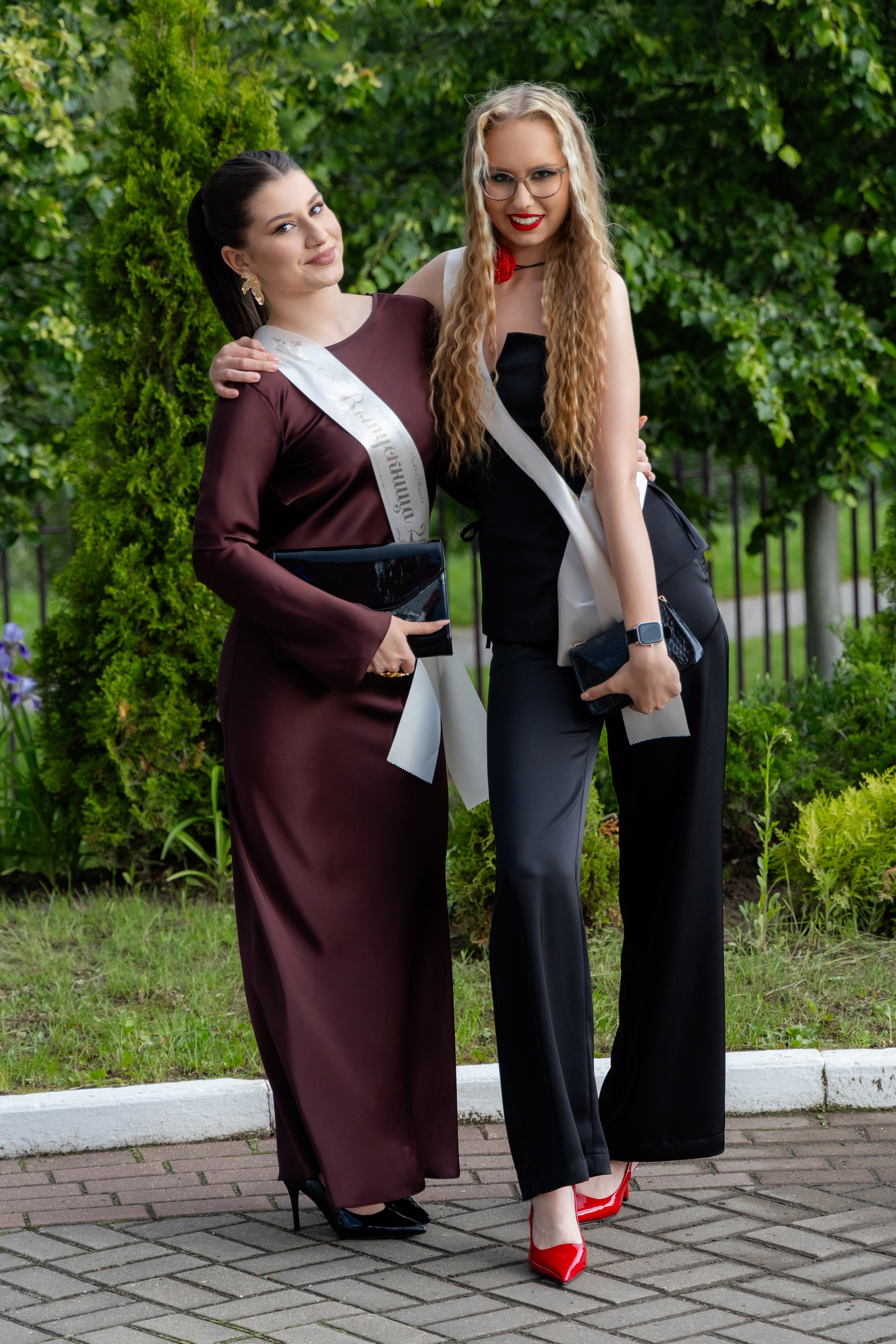 Школьный выпускной 2025 год в Минске, Беларуси. Свадебный фотограф в Минске/Беларуси Сергей Спиридонов