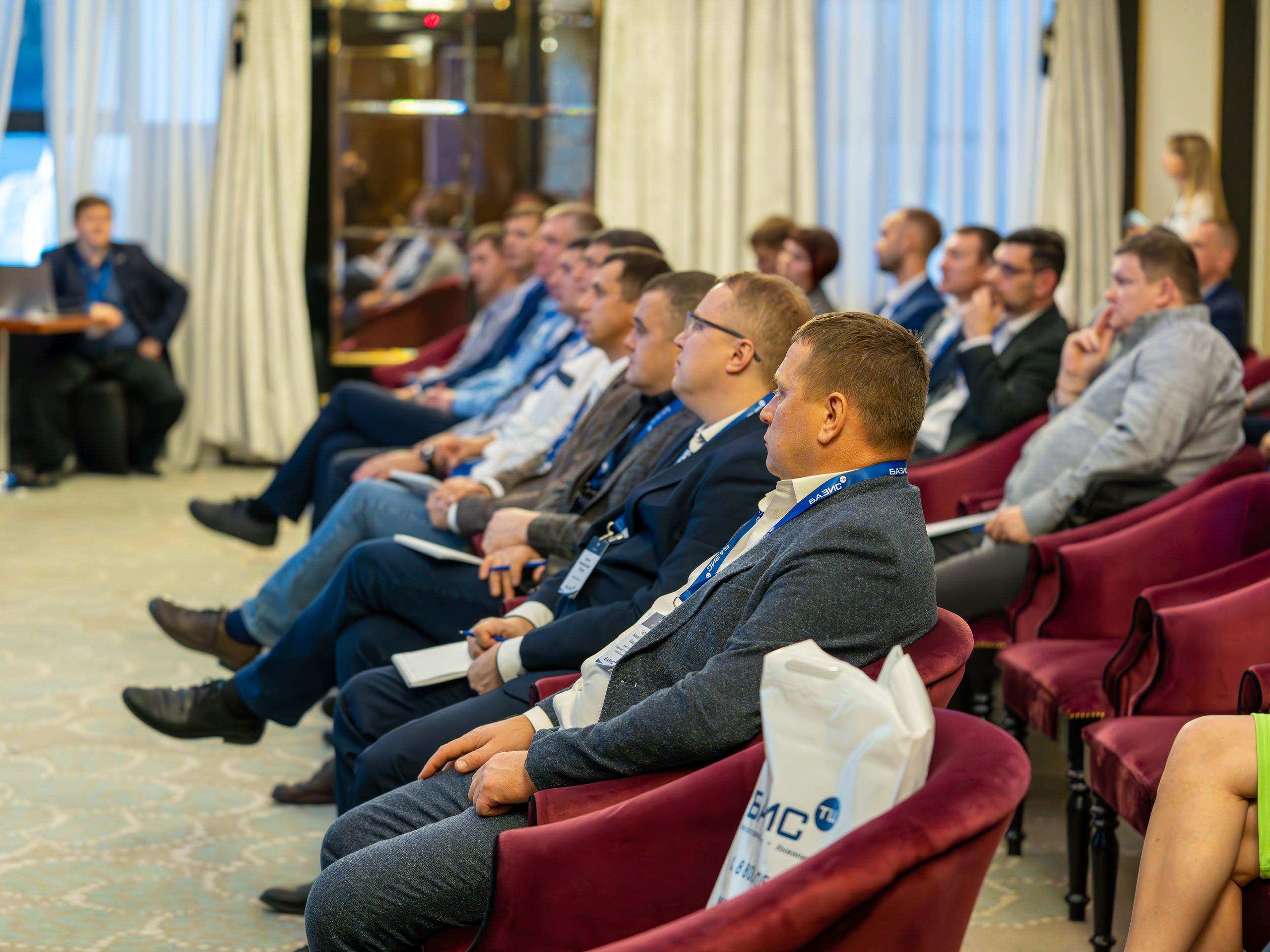 MICE мероприятие для компании «Базис». Репортажный фотограф в Красной Поляне и Сочи Павлюченко Екатерина