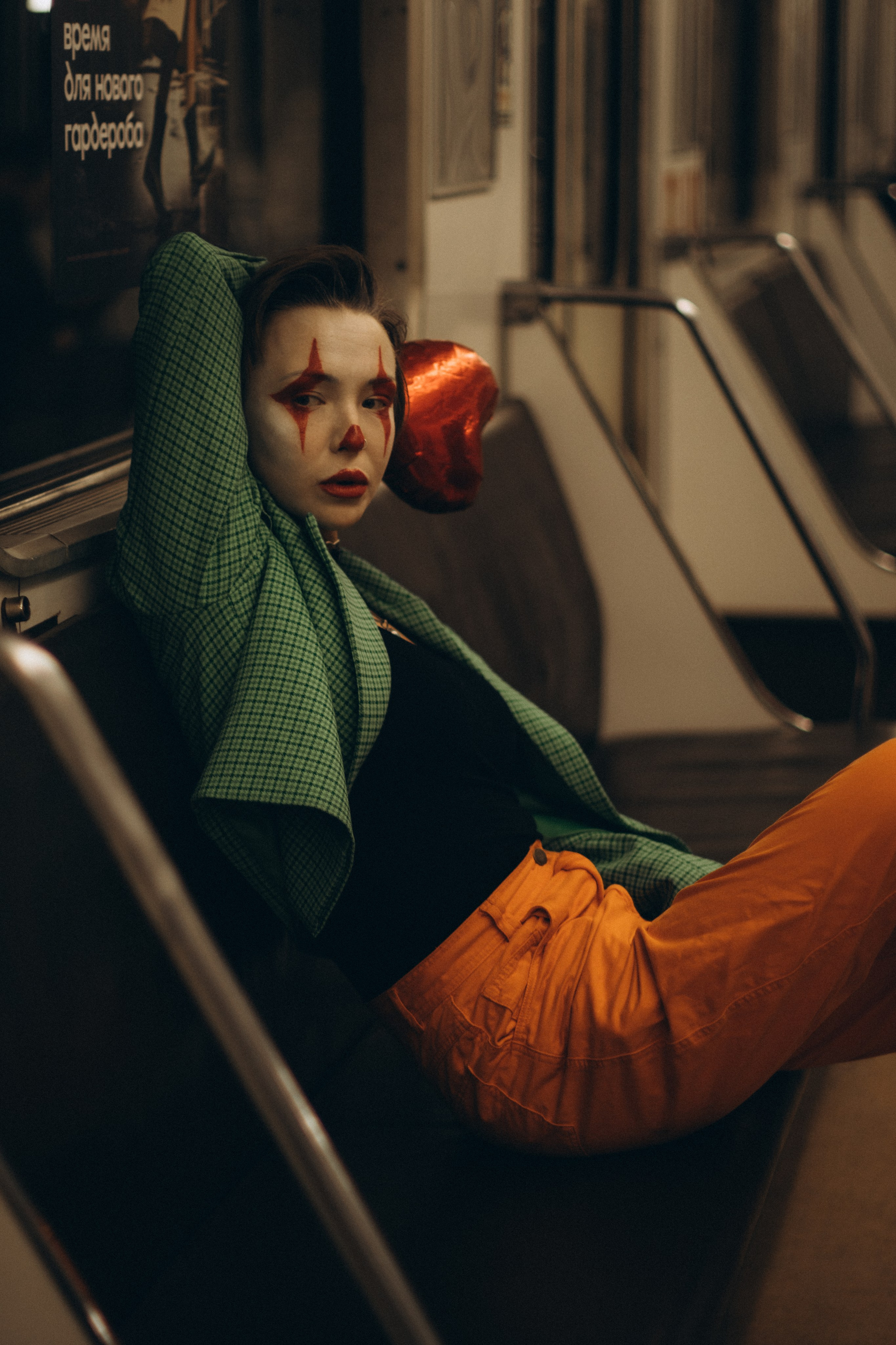 И С А Я. Портретный и уличный фотограф в Санкт-Петербурге Сергей Кутьин