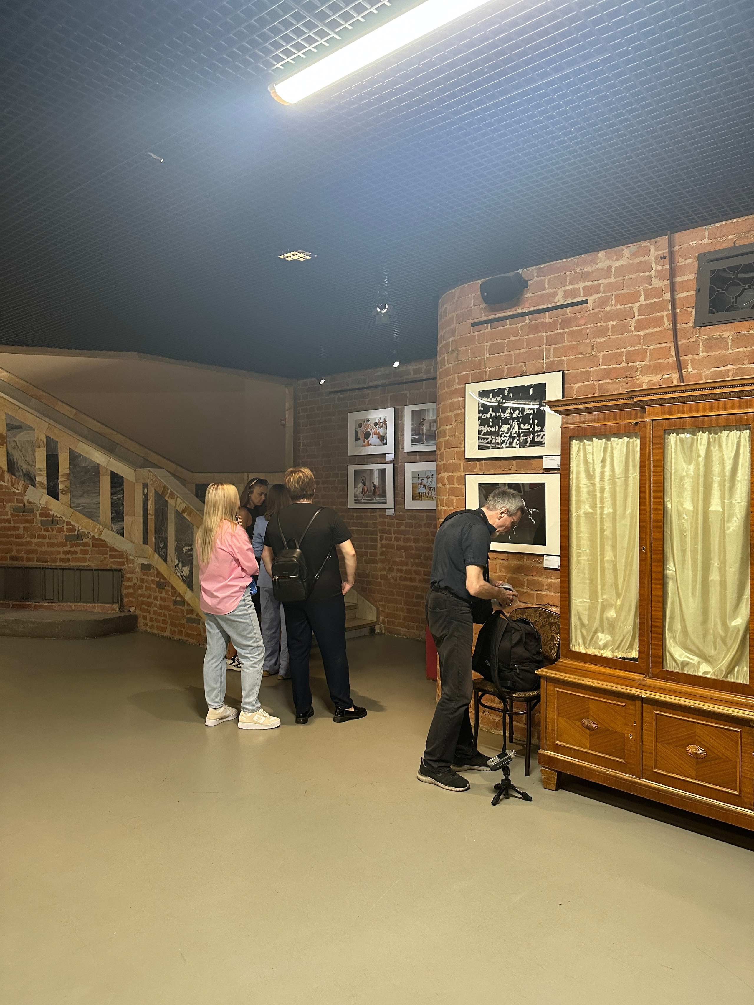 МОЛОДОЙ ТЕАТР. Reportage, architectural, fine art photographer Lena Melnikova in Moscow