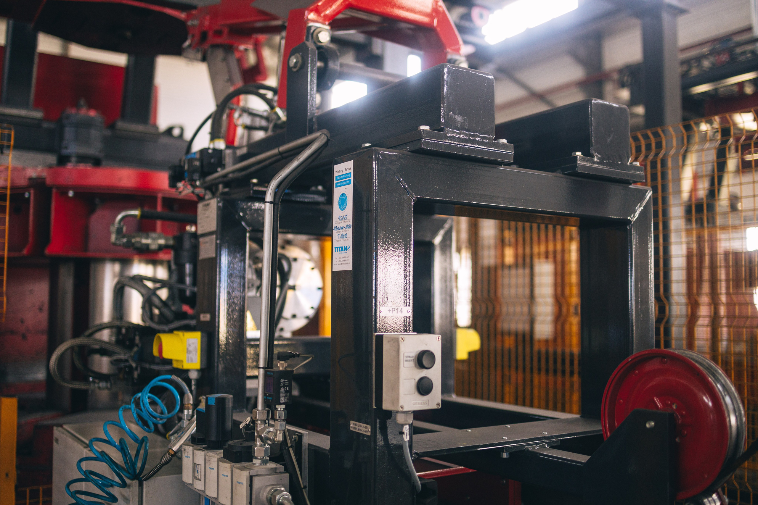 16.05.20 АЭМЗ VIBES. Руслан Плахтеев