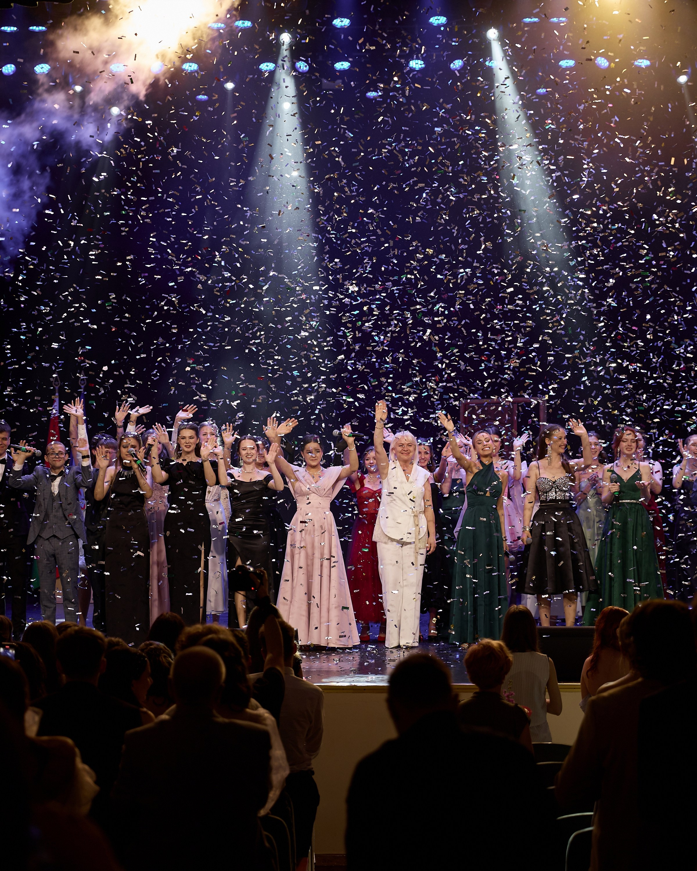 Выпускной. Свадебный фотограф в Минске в Москве в РБ Анатолий Полишко