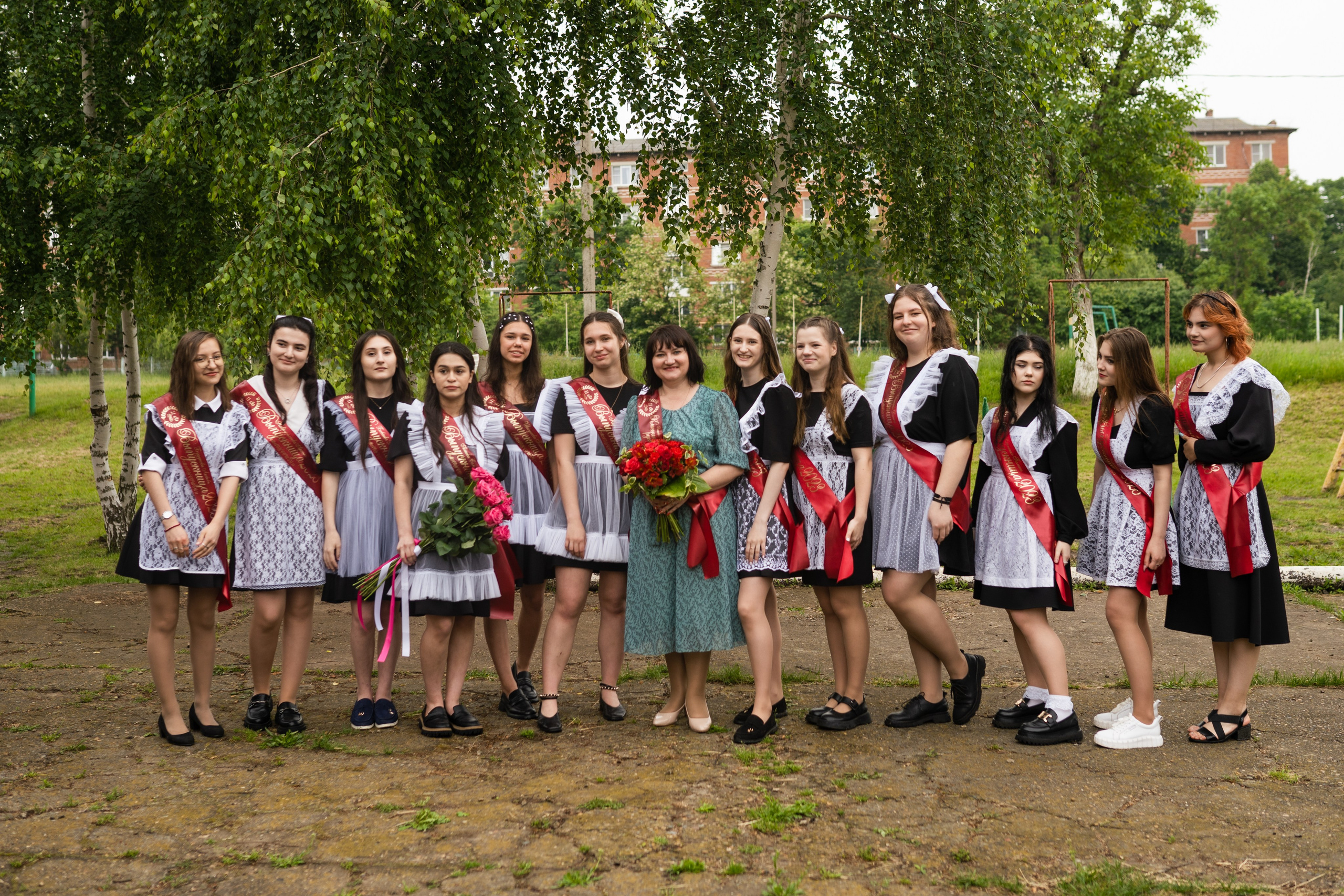 Последний звонок (СШ 77). Выпускные альбомы «Поколение» в городе Краснодар