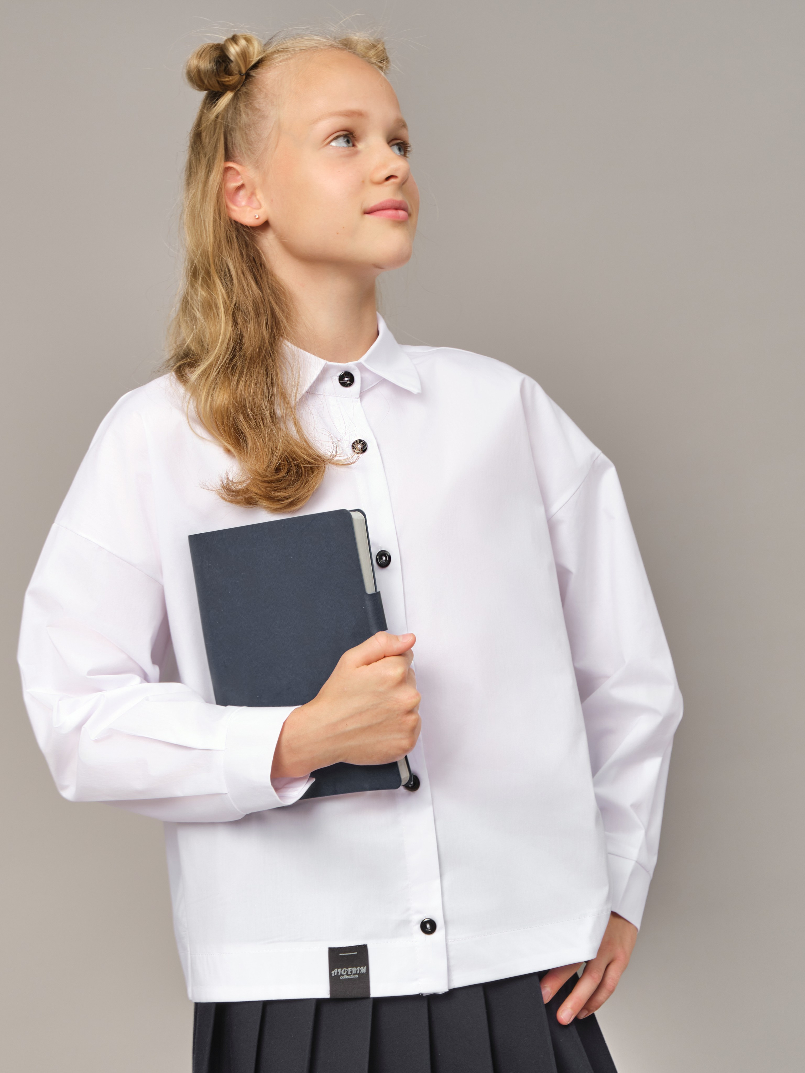 Школьная форма. Фотостудия для Wildberries Ozon