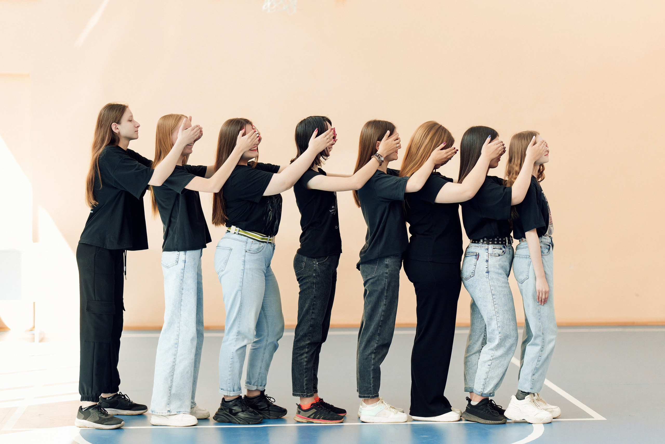 ФОТО СТАРШАЯ ШКОЛА. Выпускные альбомы ДНР, Донецк