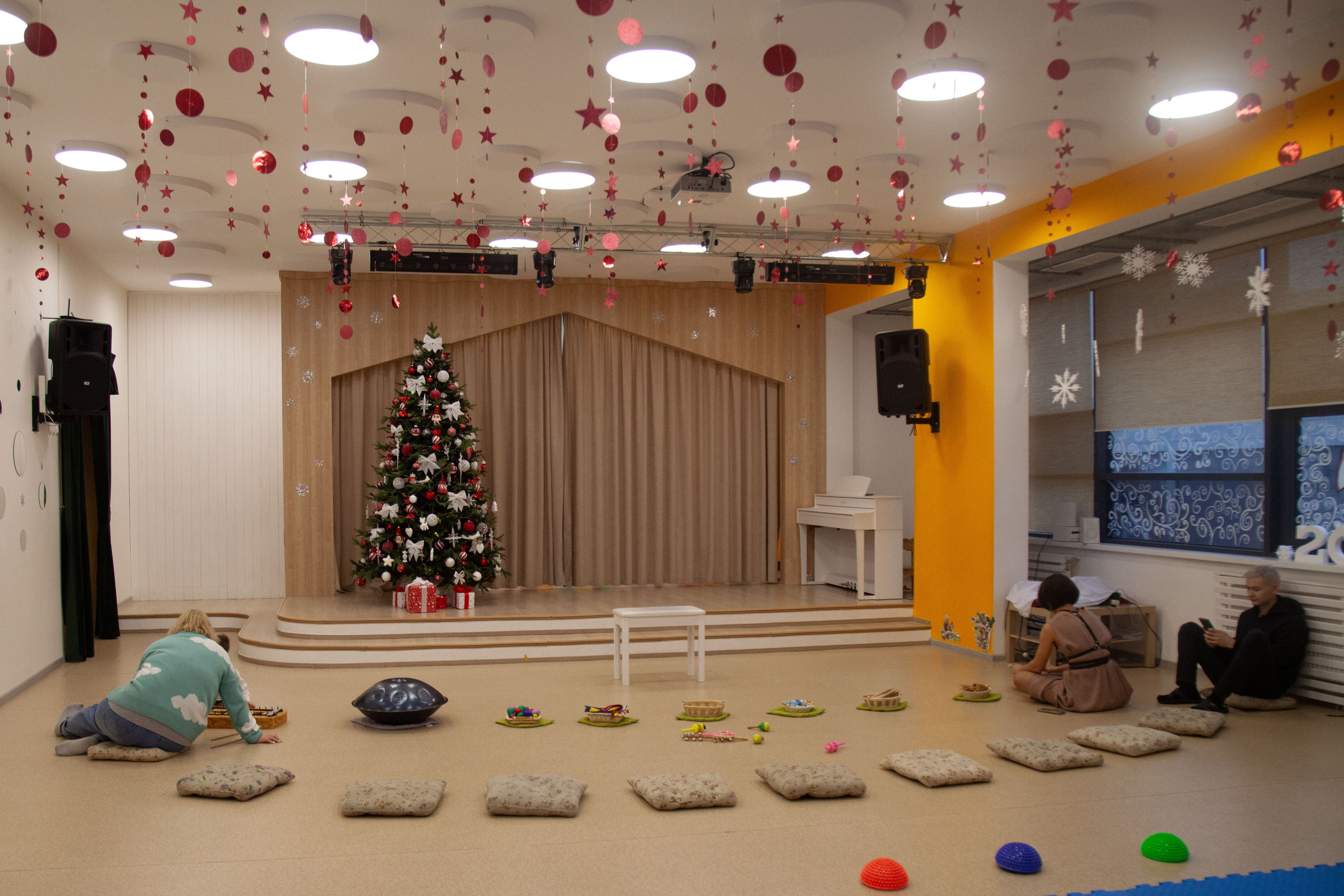 Музыкальный новогодний утренник. 23.12.24. Профессиональное фото в Казани: от идеи до результата. Фотограф Яна Мур