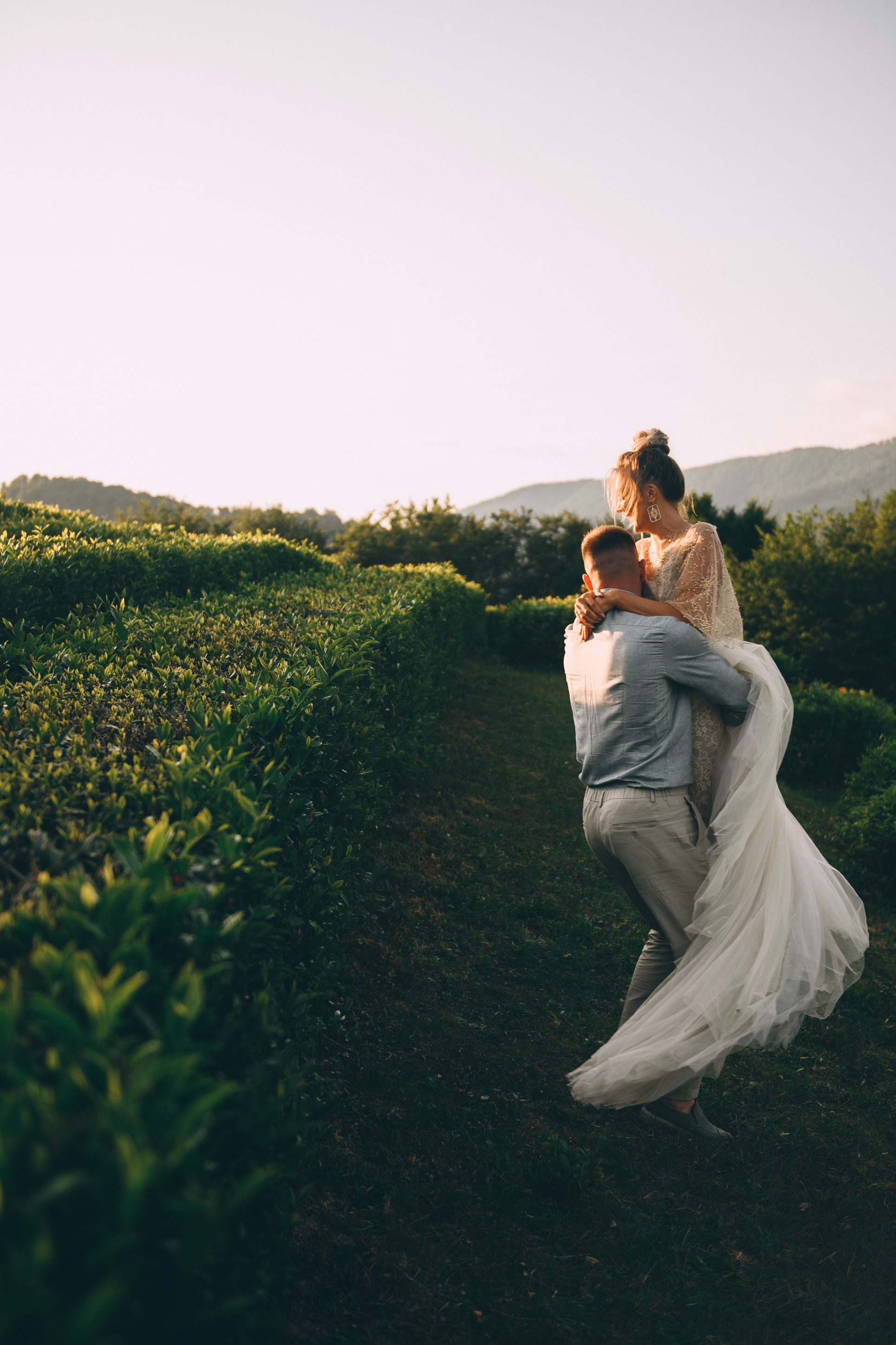 Стильные, красивые, влюбленные и Сочи. Свадебный и семейный фотограф София Невская