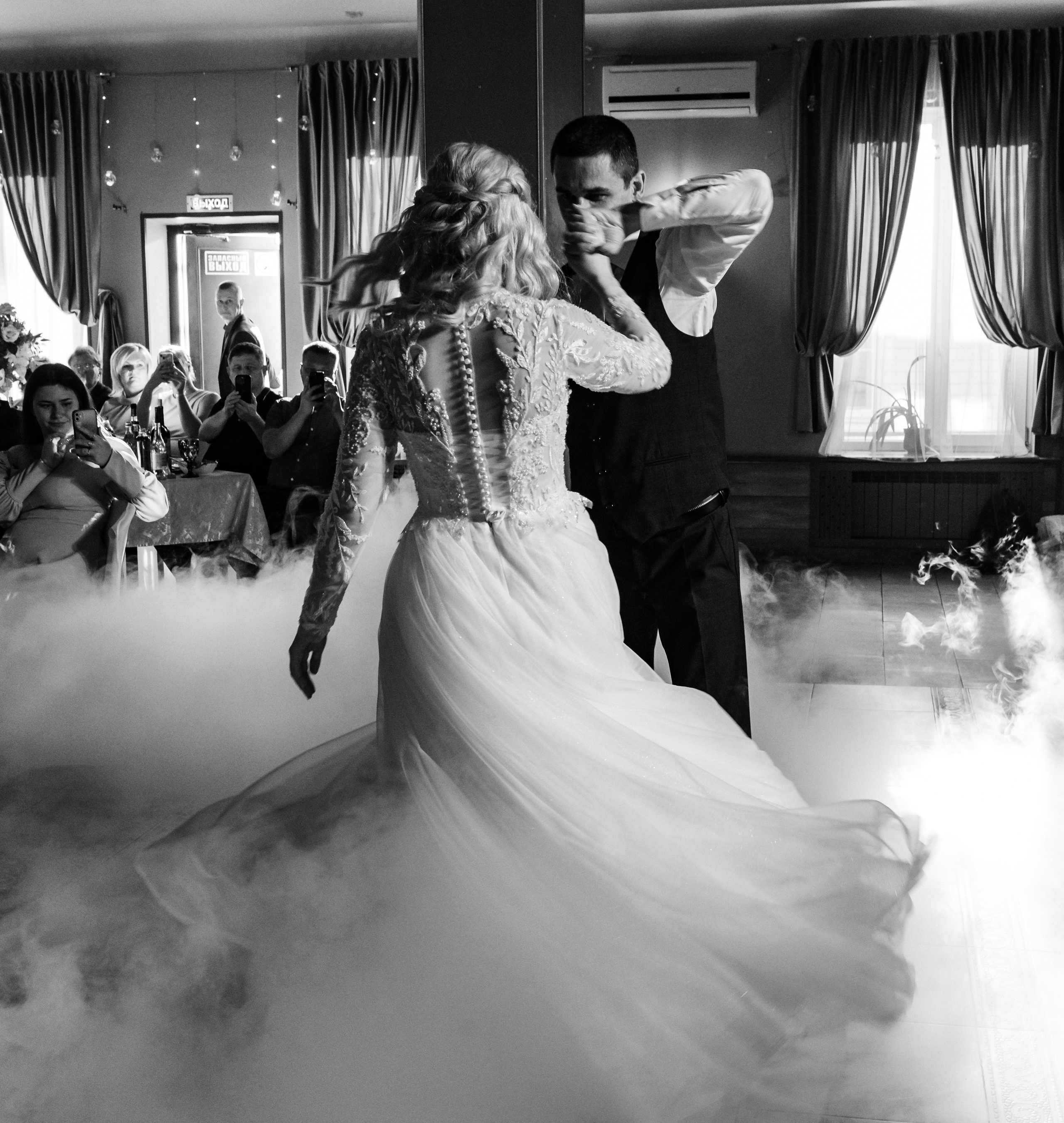 Михаил и Виктория. Свадебный и семейный фотограф в г. Волхов Алексей Кочерыжкин