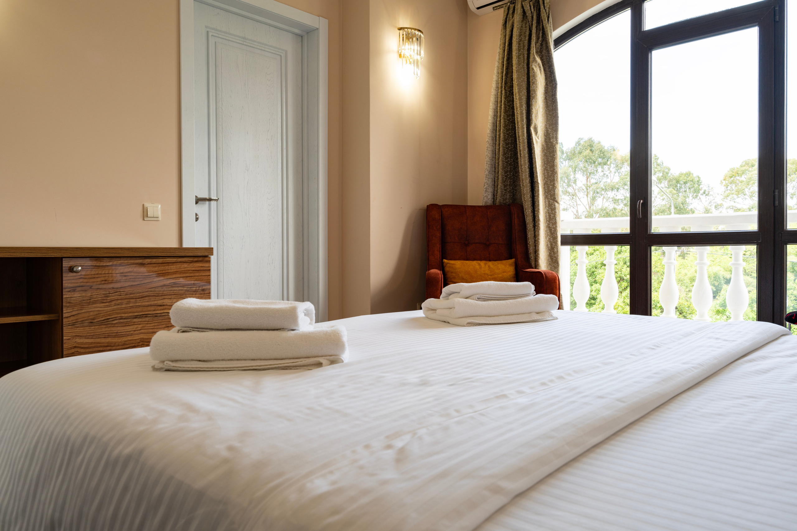 Грейс Фаорс. Главная