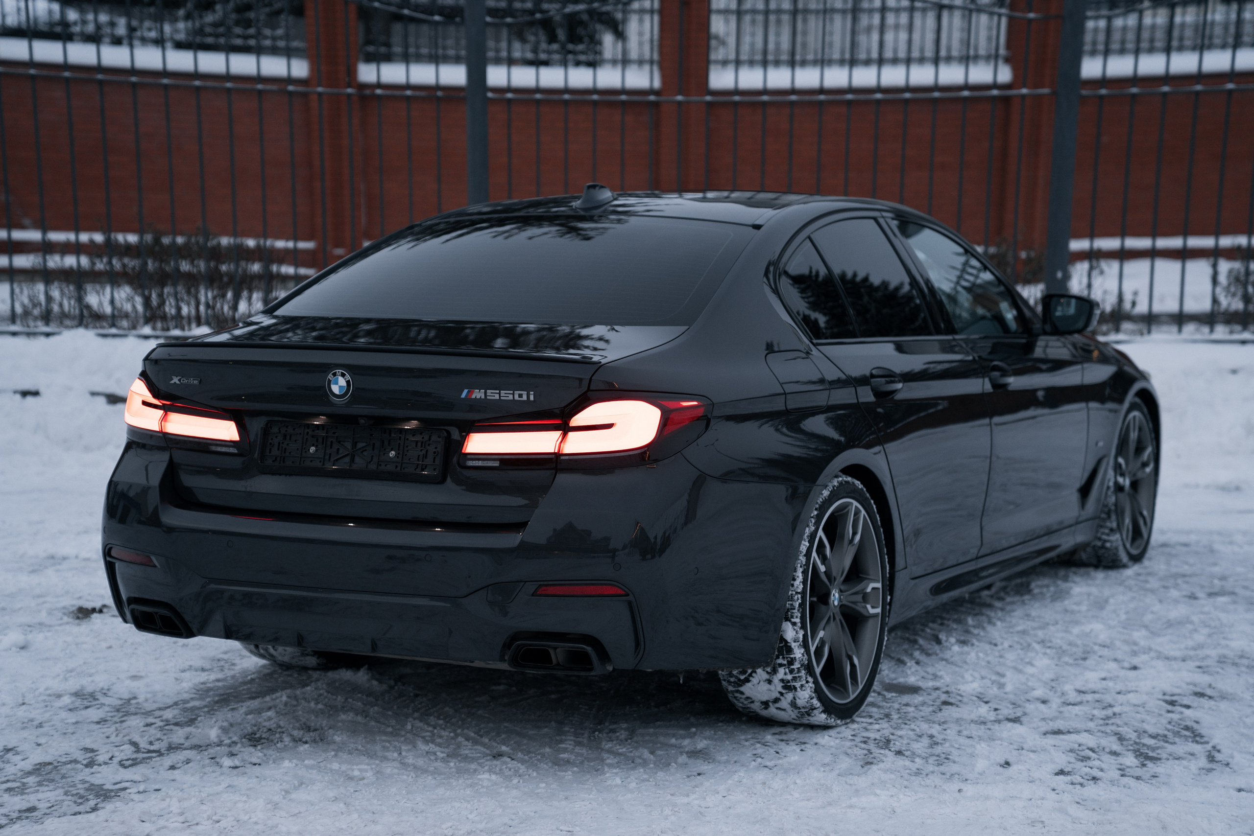 BMW M550i XDrive. Идеальные портреты для соцсетей — Фотограф Ленар