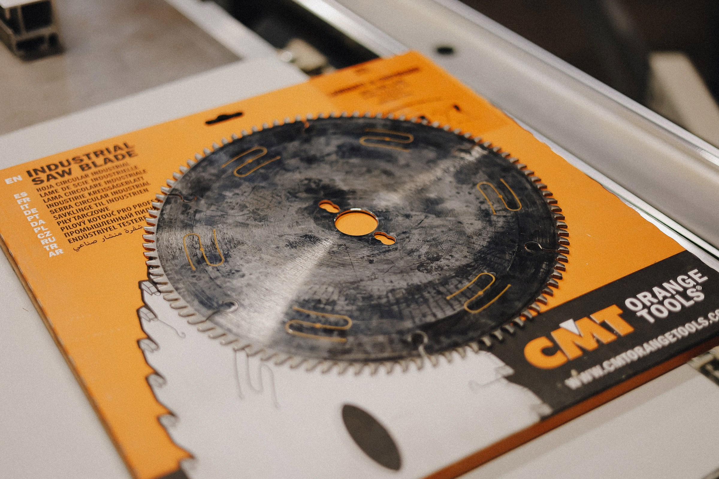 Контент-съемка производства Loft Monopoly. Свадебный фотограф Великий Новгород Станислав Кособудский