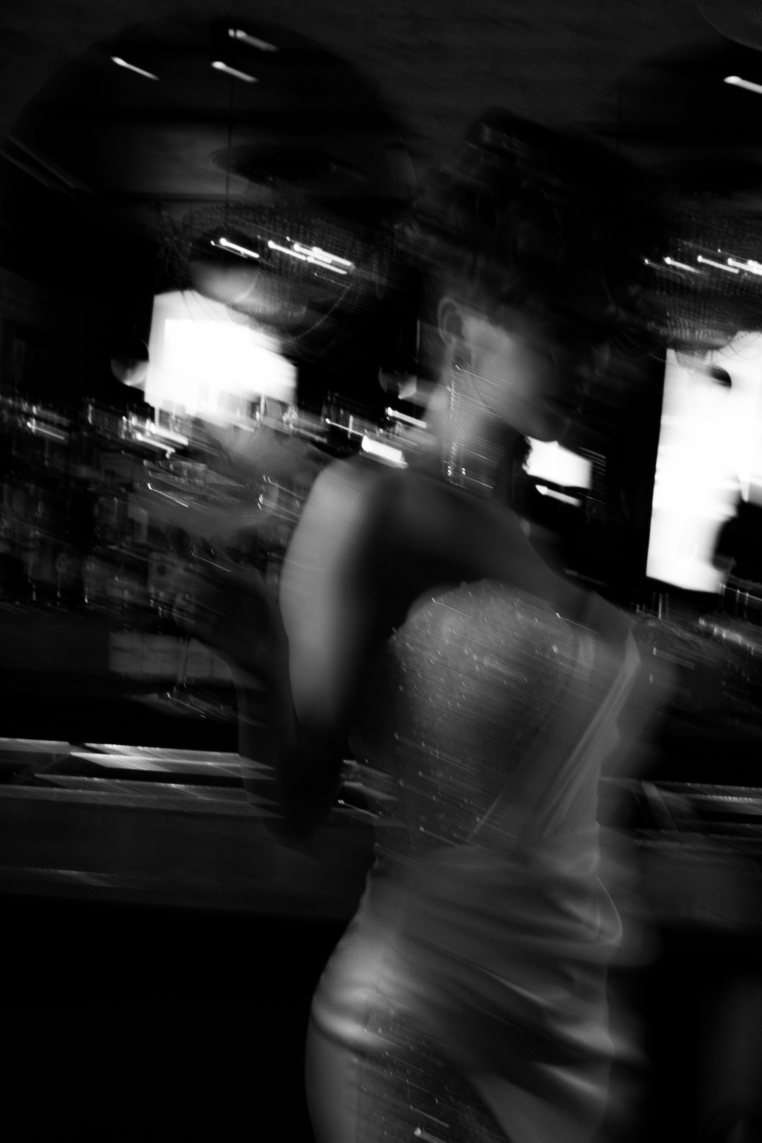 Свадебная серия в баре. Свадебный и семейный фотограф  во Владивостоке Ольга Украинец