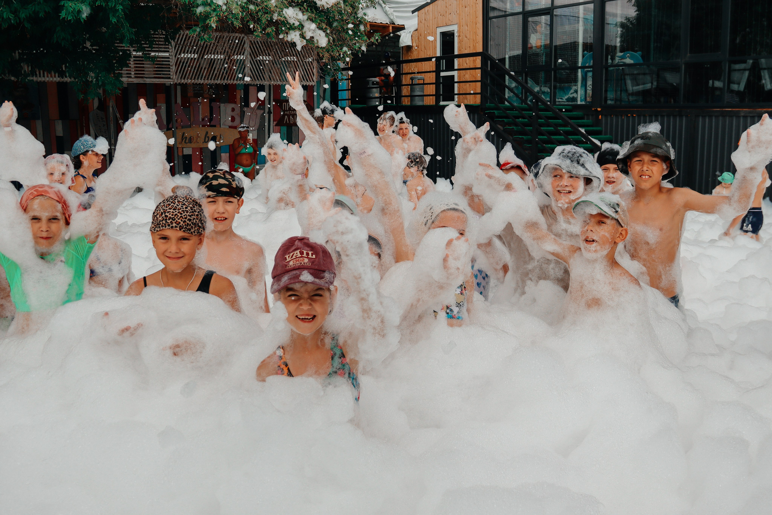 02.07.2026/11:00/Пенная дискотека/Малибу. Семейный и детский фотограф в Славгороде Анастасия Винс