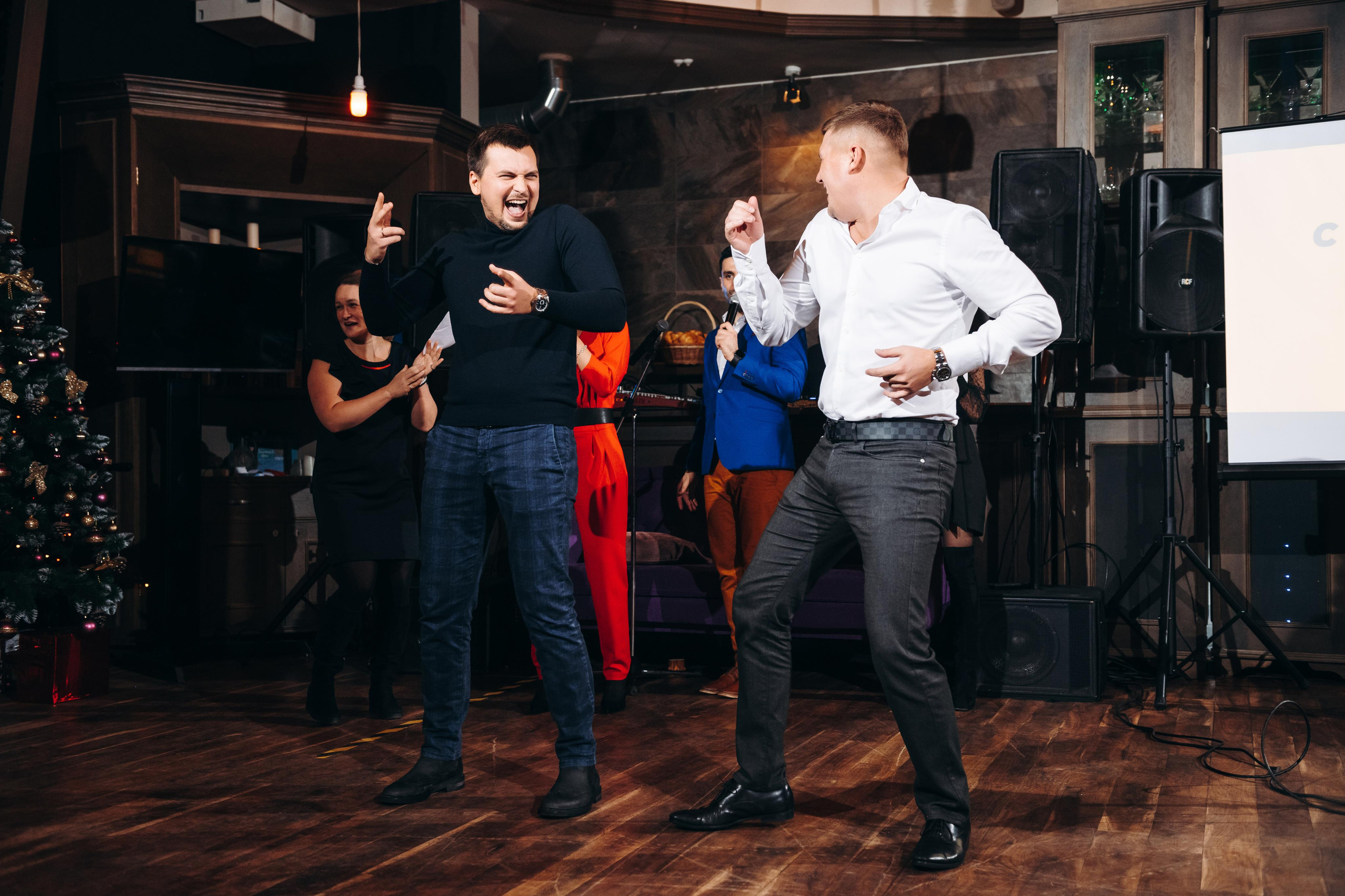 Корпоратив сети стоматологических клиник. Фотограф Илья Солдаткин