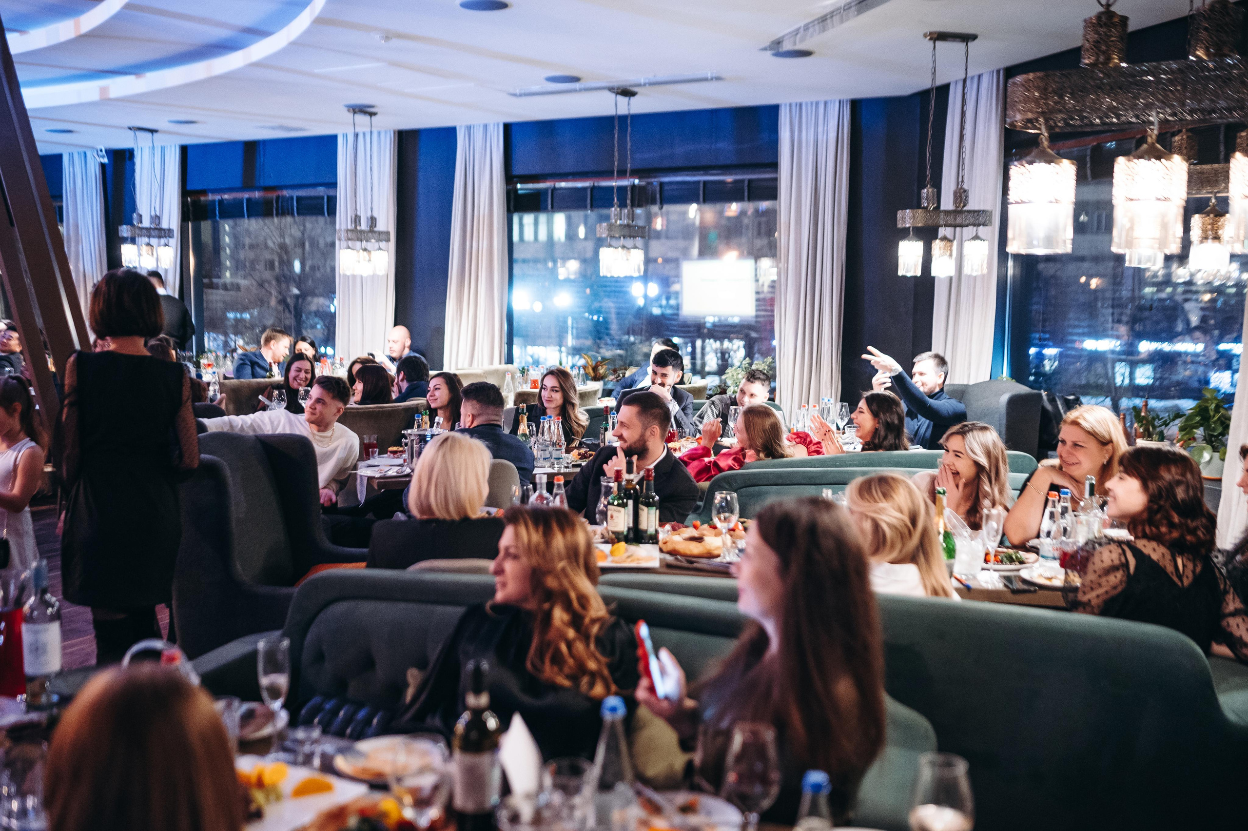 Корпоратив сети стоматологических клиник. Фотограф Илья Солдаткин