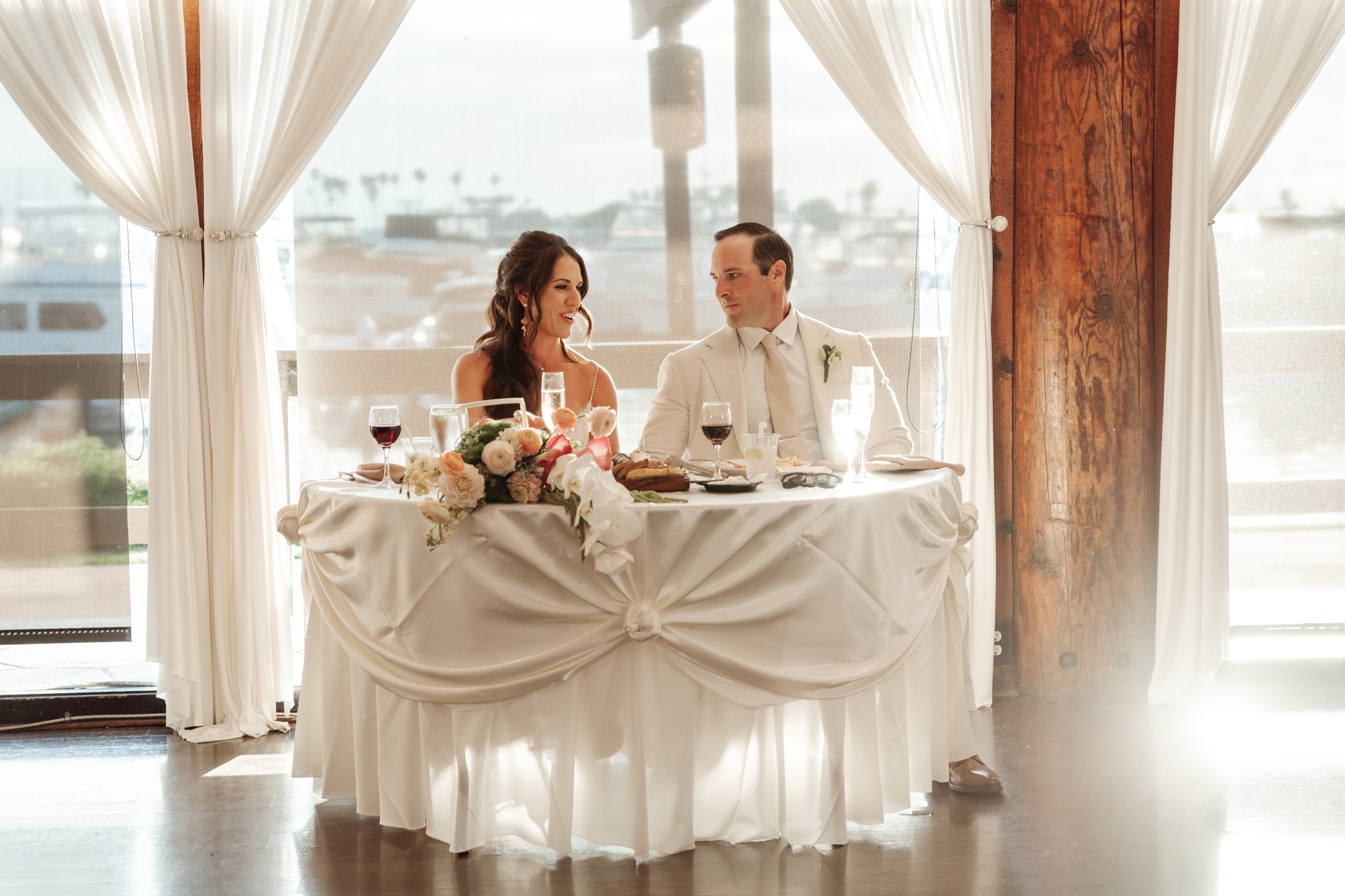 2025-08-16_BryanAmber. Ретушер Зенькевич Света